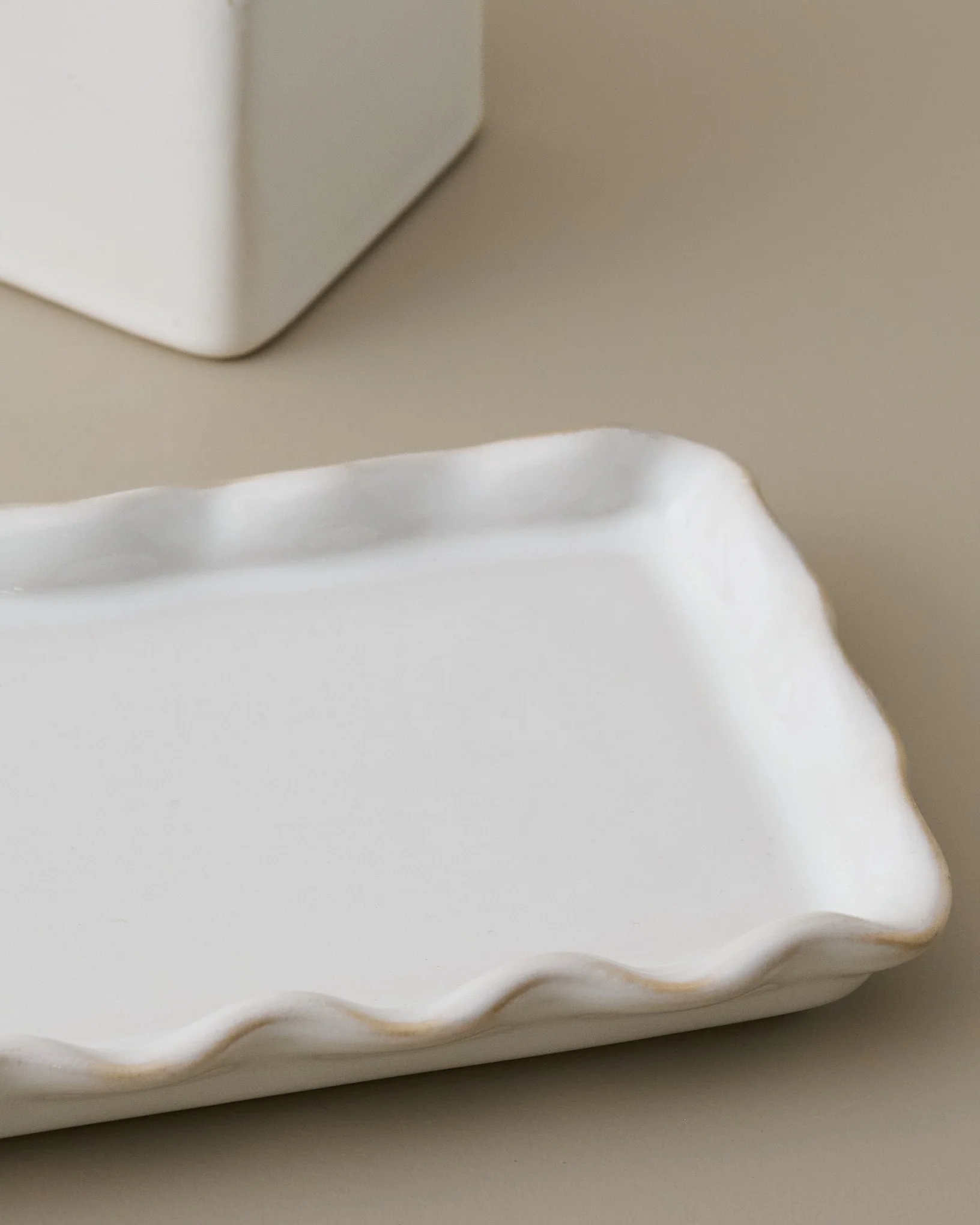Antique White Margaret Butter Dish - Image 2