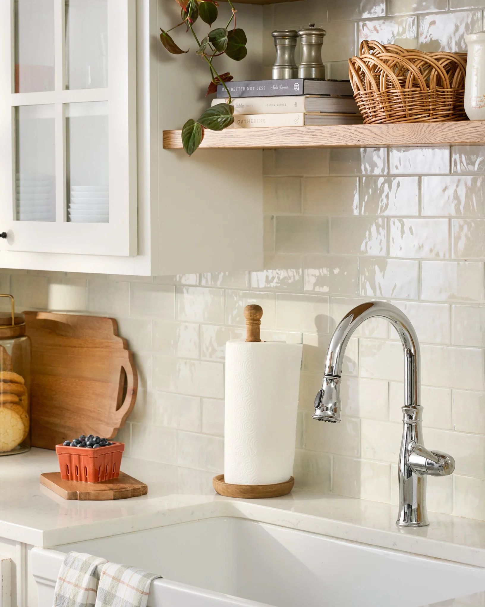 Antiqued Wood Paper Towel Holder - Image 2