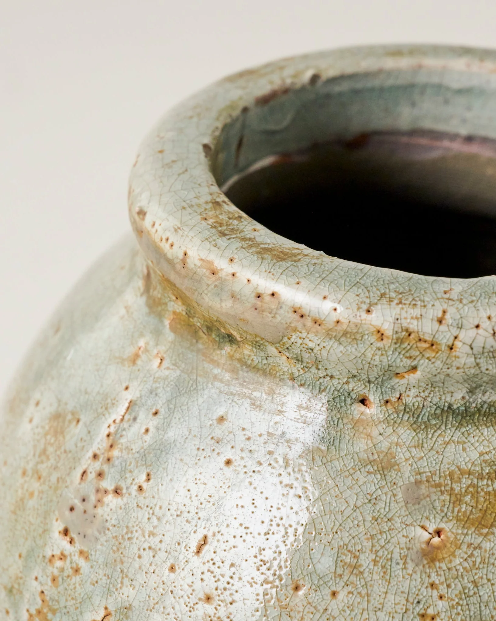 Artisanal Skye Vase - Image 3
