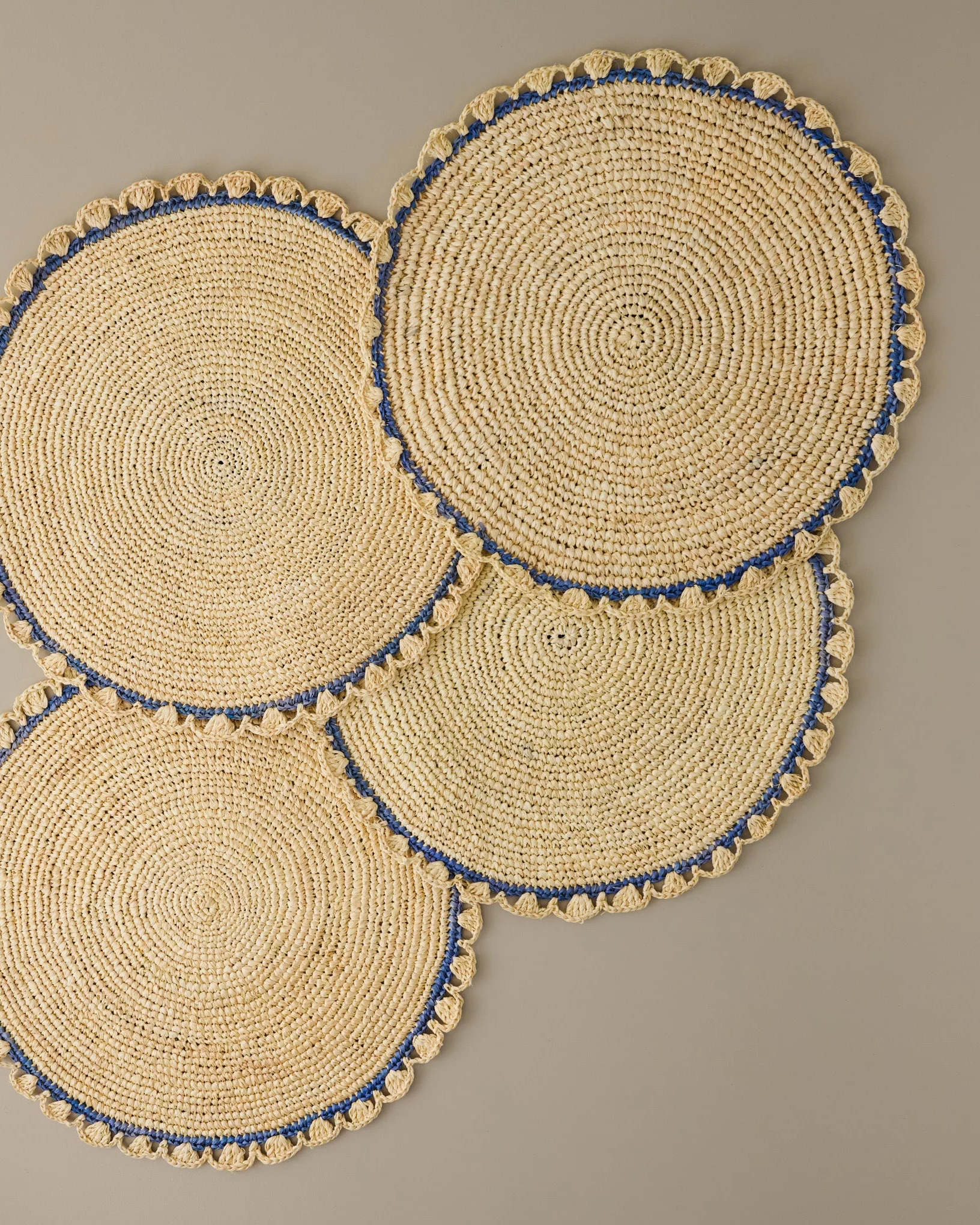 Aura Blue Edge Natural Placemat