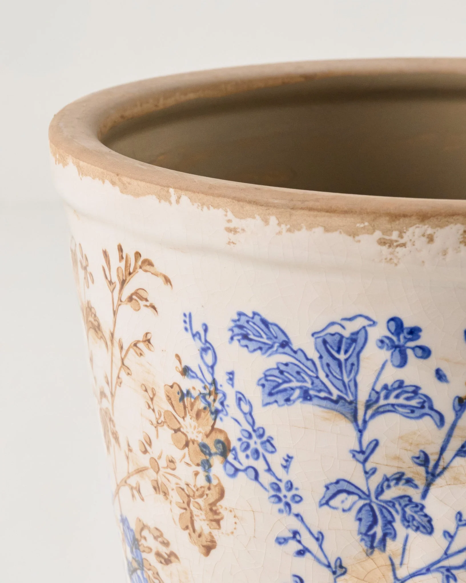 Blue and White Distressed Planter - Image 4