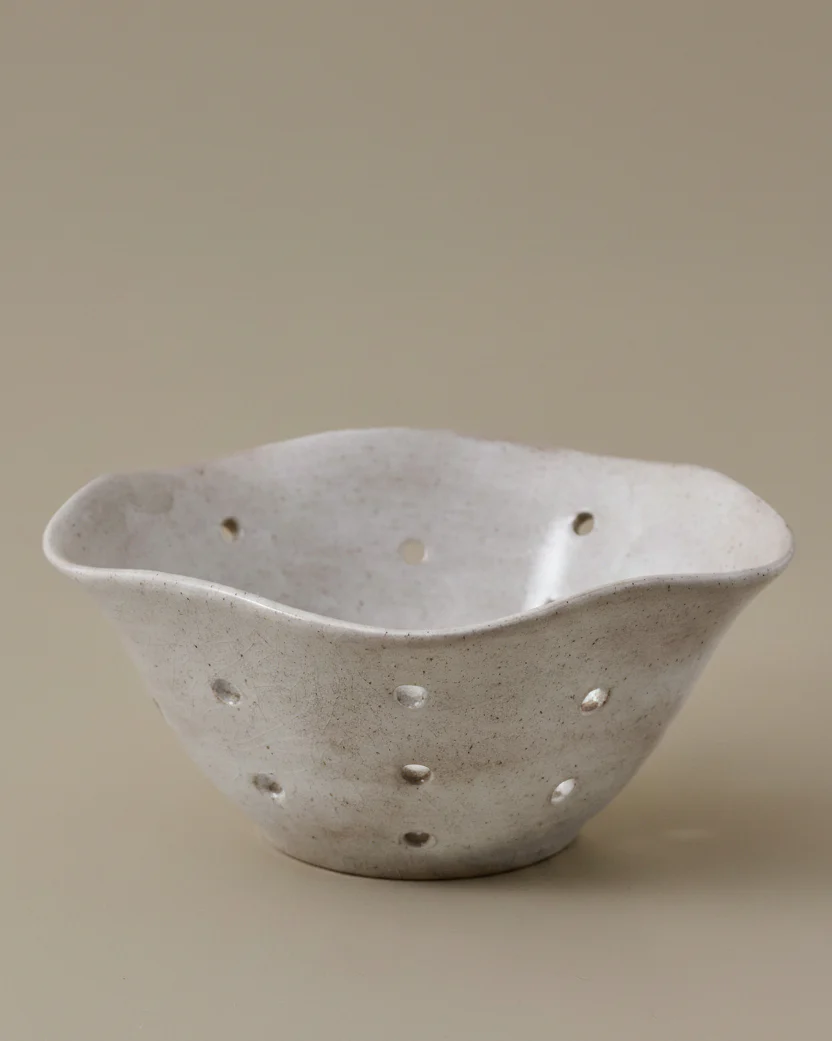 Ceramic Berry Bowl - Image 5