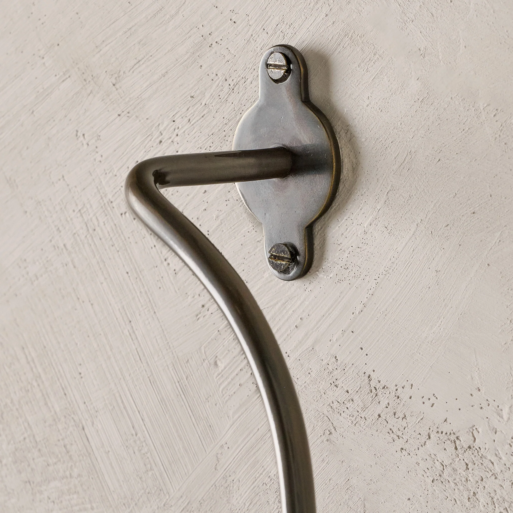 Antique Bronze Metal Towel Ring - Image 2