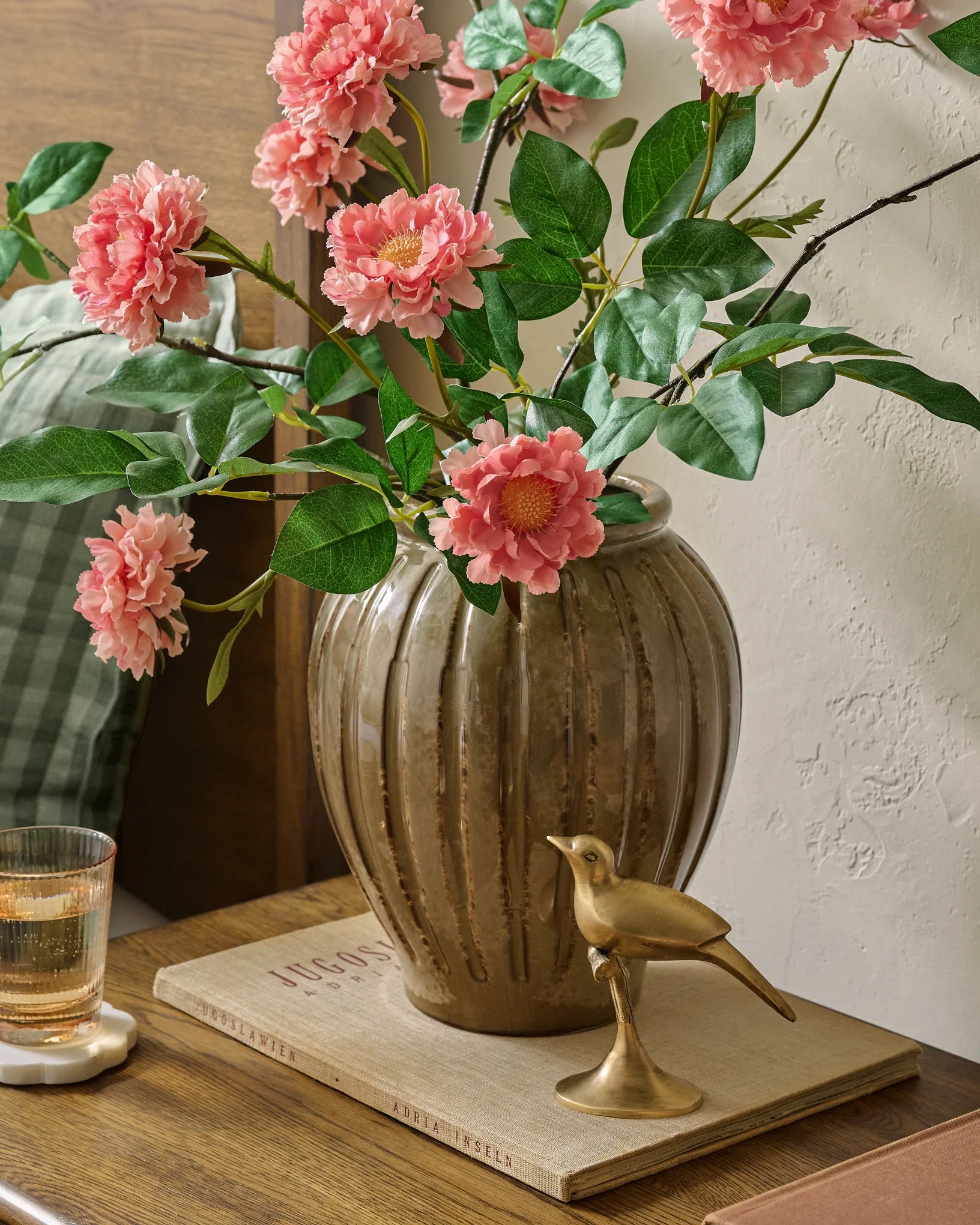 Callum Ribbed Vase