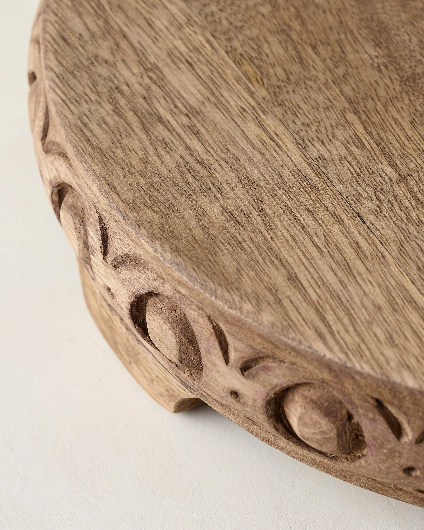 Antiqued Carved Wood Round Riser - Image 2