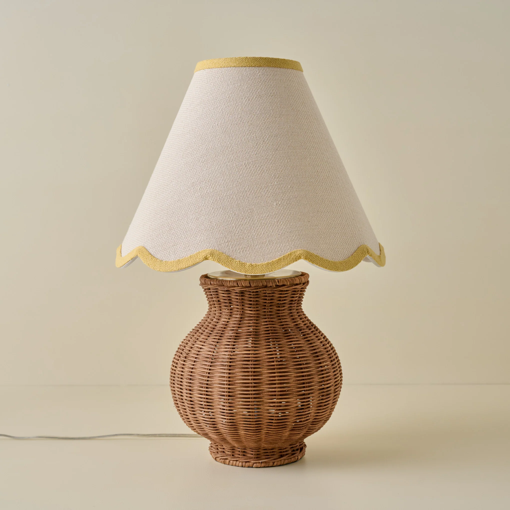 Cassie Rattan Table Lamp - Image 14