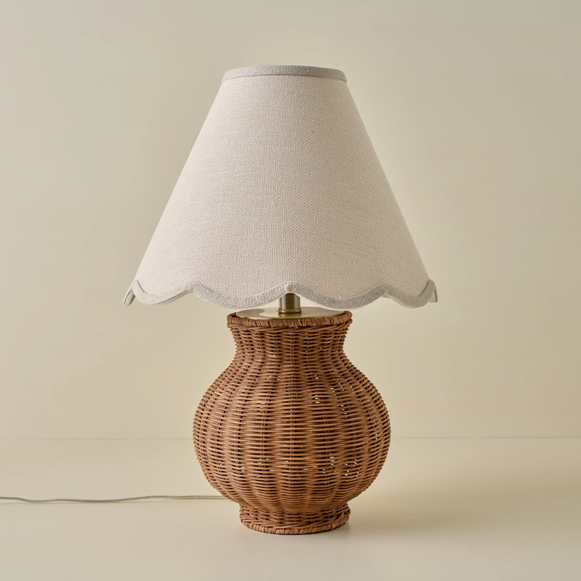 Cassie Rattan Table Lamp - Image 16