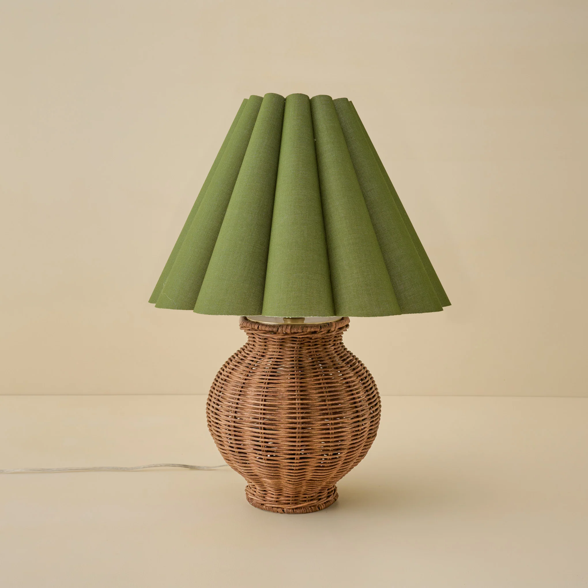 Cassie Rattan Table Lamp - Image 18