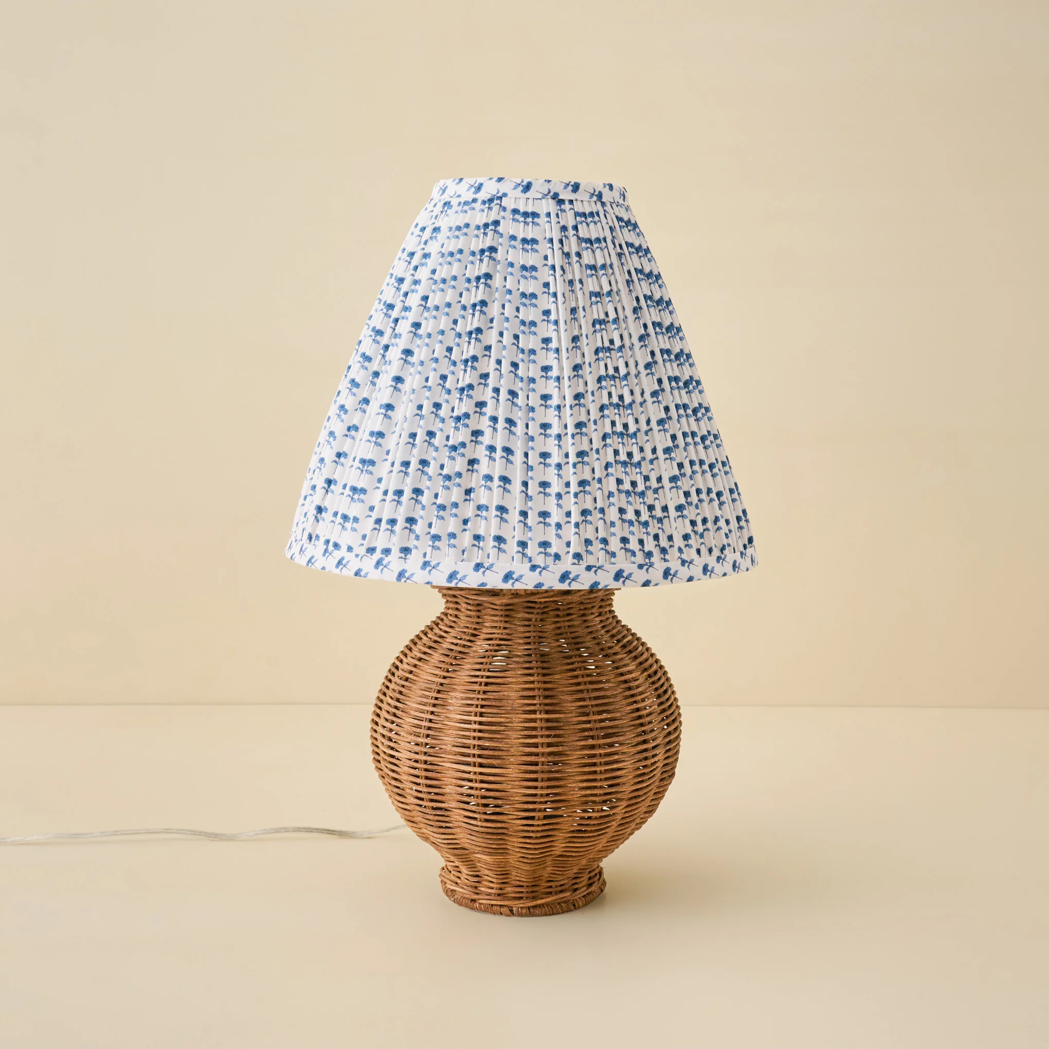 Cassie Rattan Table Lamp - Image 19