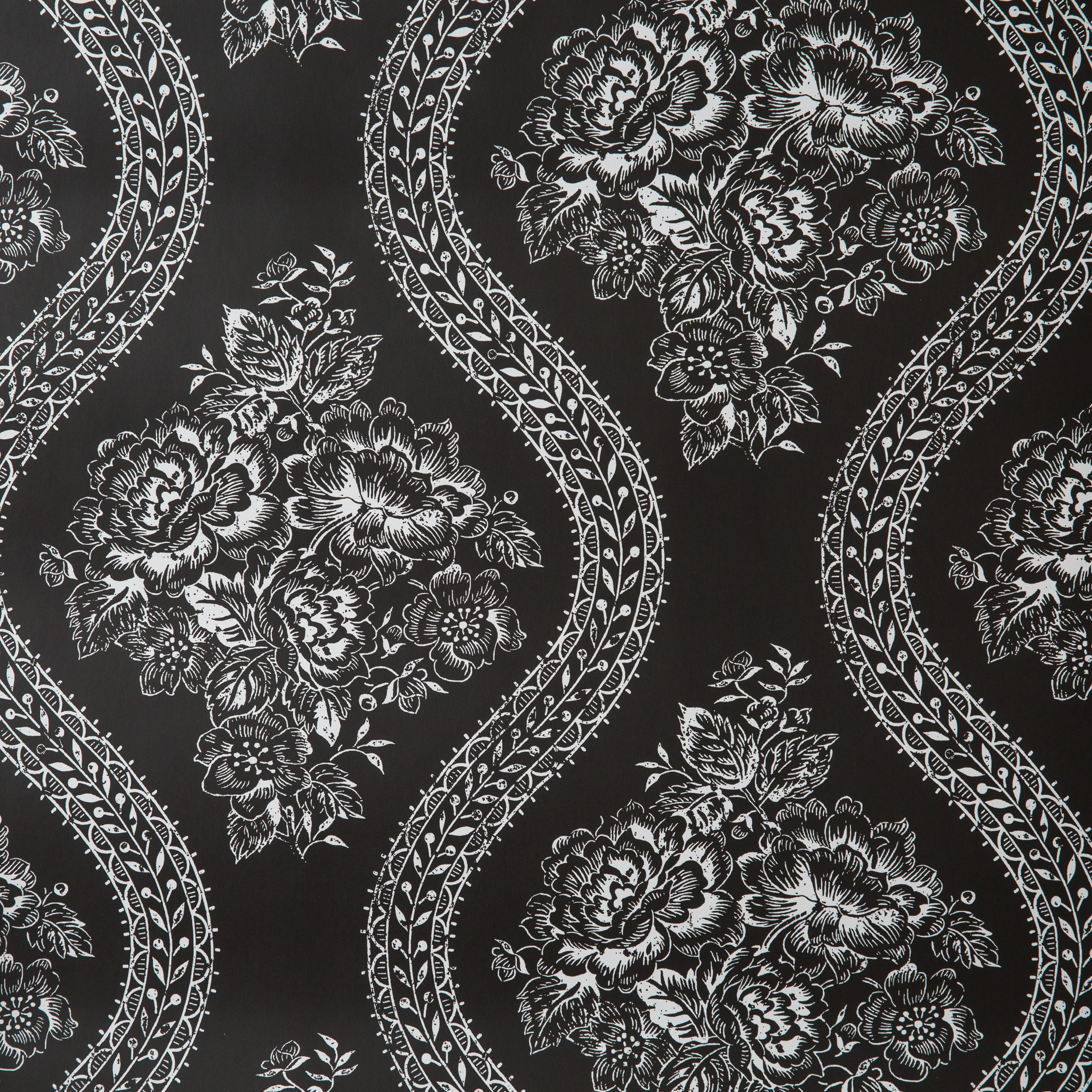 Coverlet Floral Wallpaper - Image 13