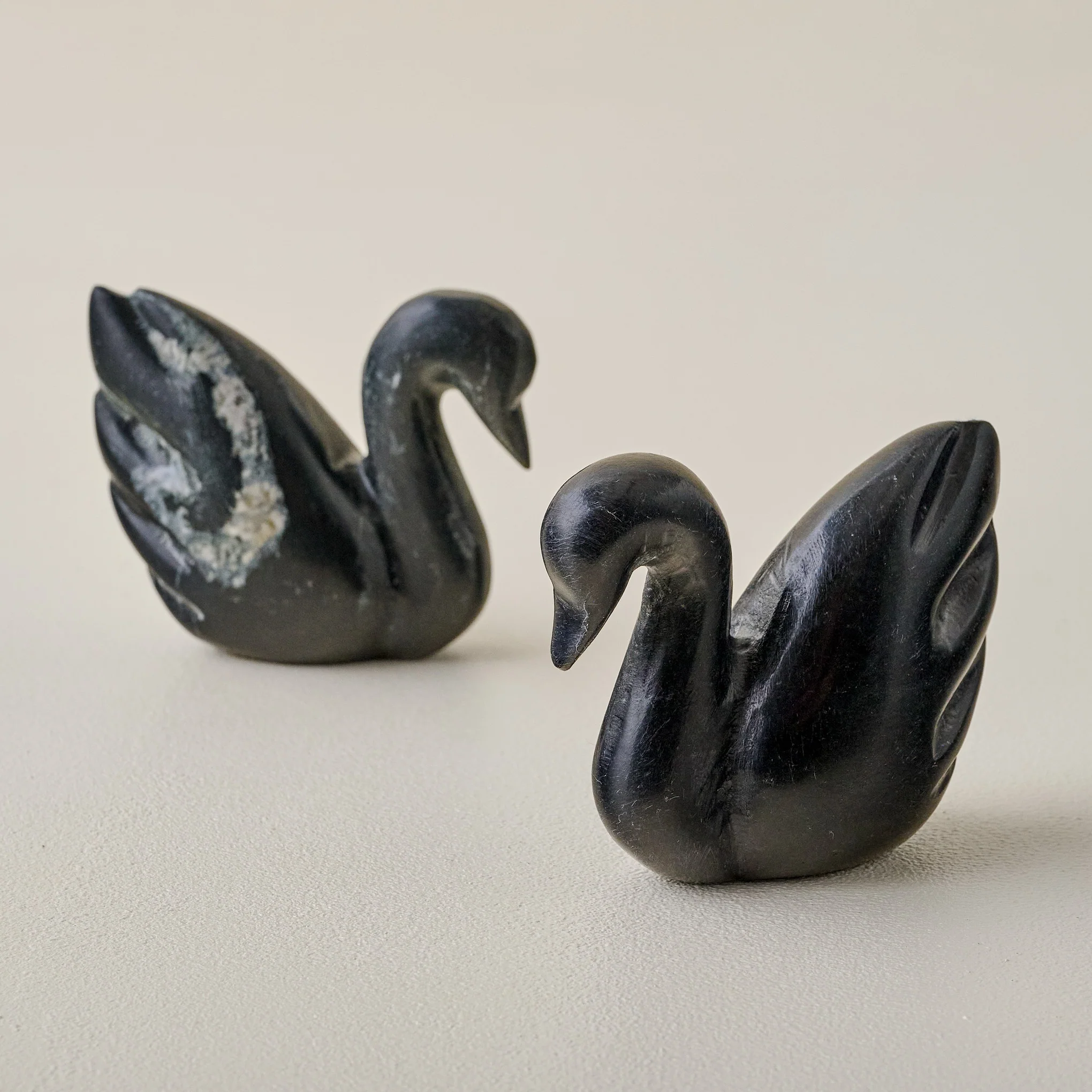 Decorative Marble Swan - Image 3