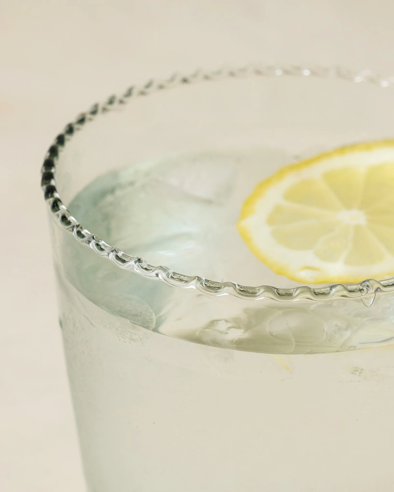 Elizabeth Bottle Cut Glass Tumbler - Image 6
