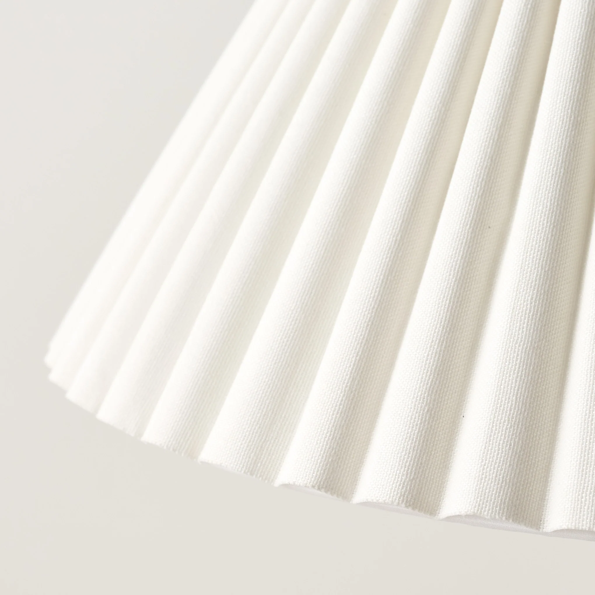 Empire Scallop Shade - Image 2