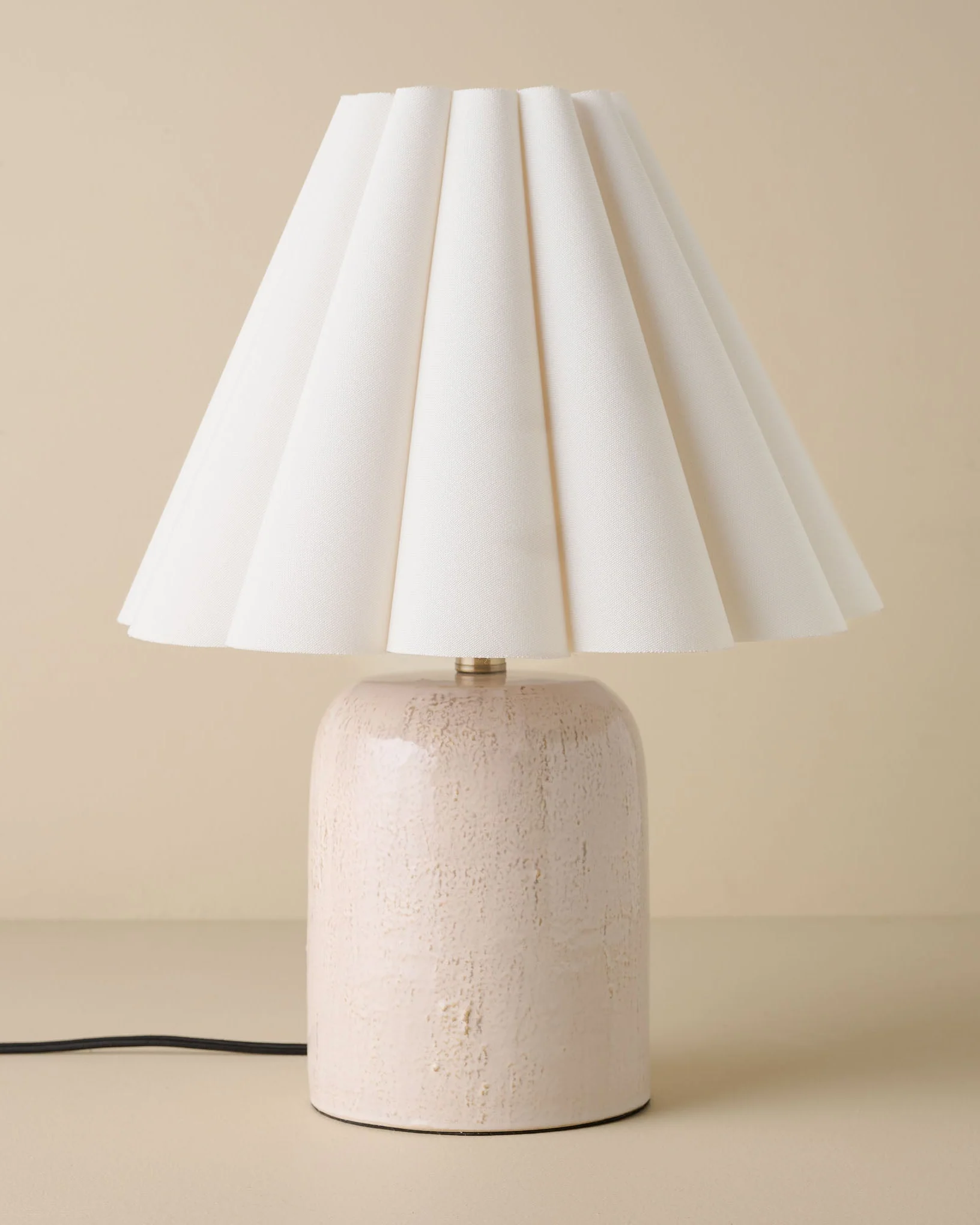 Farrah Table Lamp - Textured Cream - Image 15