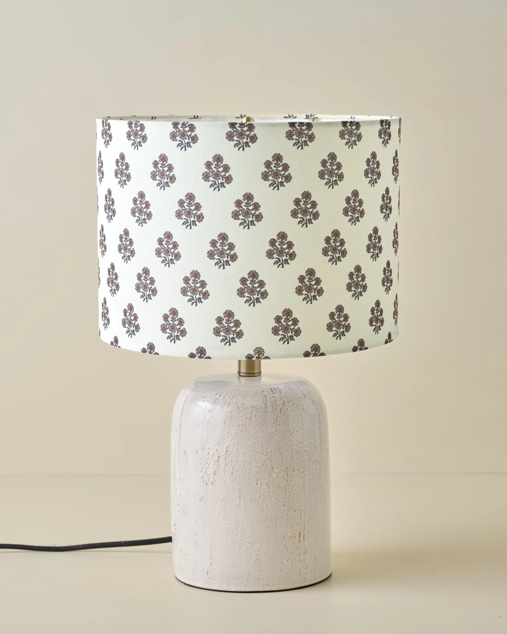 Farrah Table Lamp - Textured Cream - Image 3