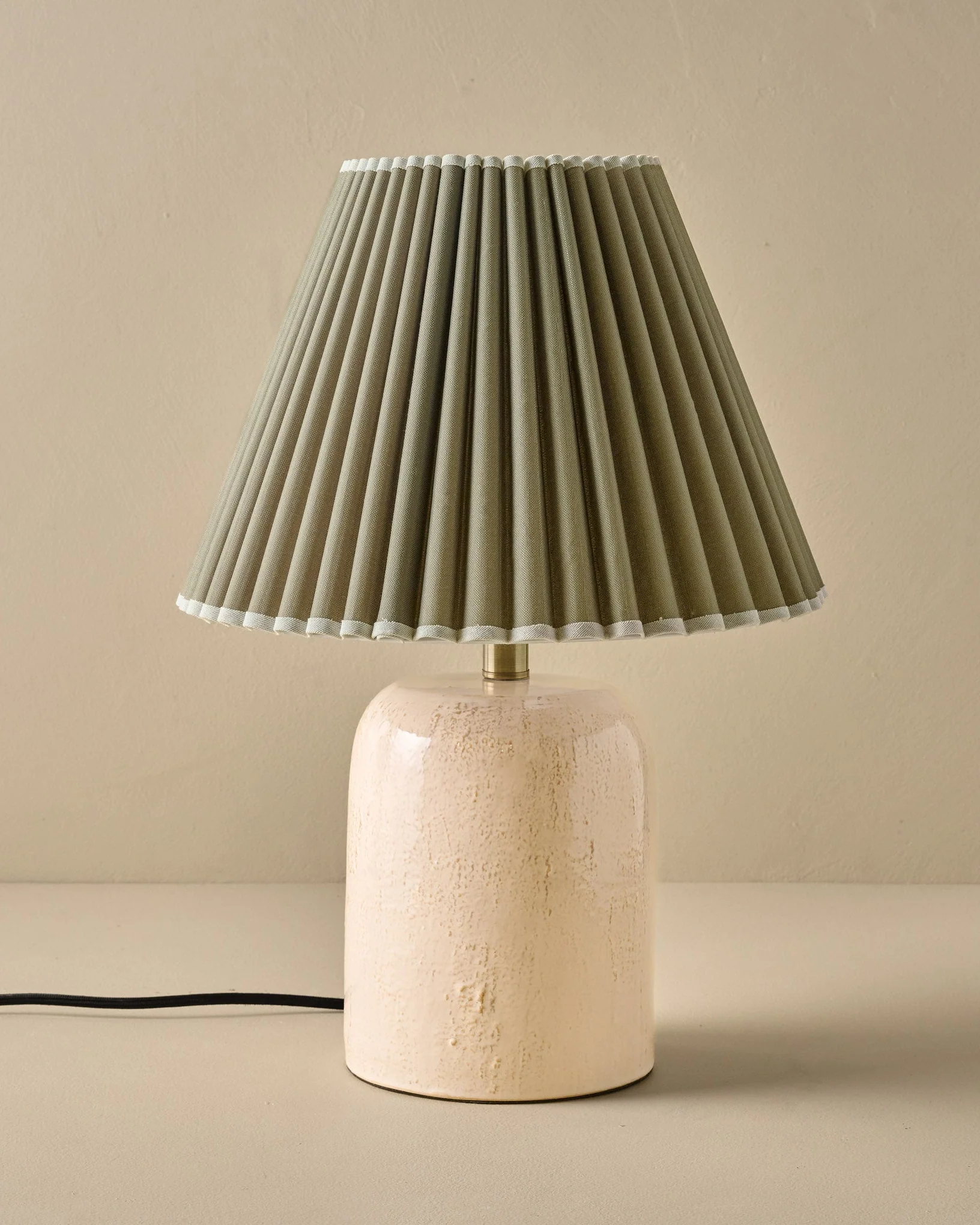 Farrah Table Lamp - Textured Cream - Image 7