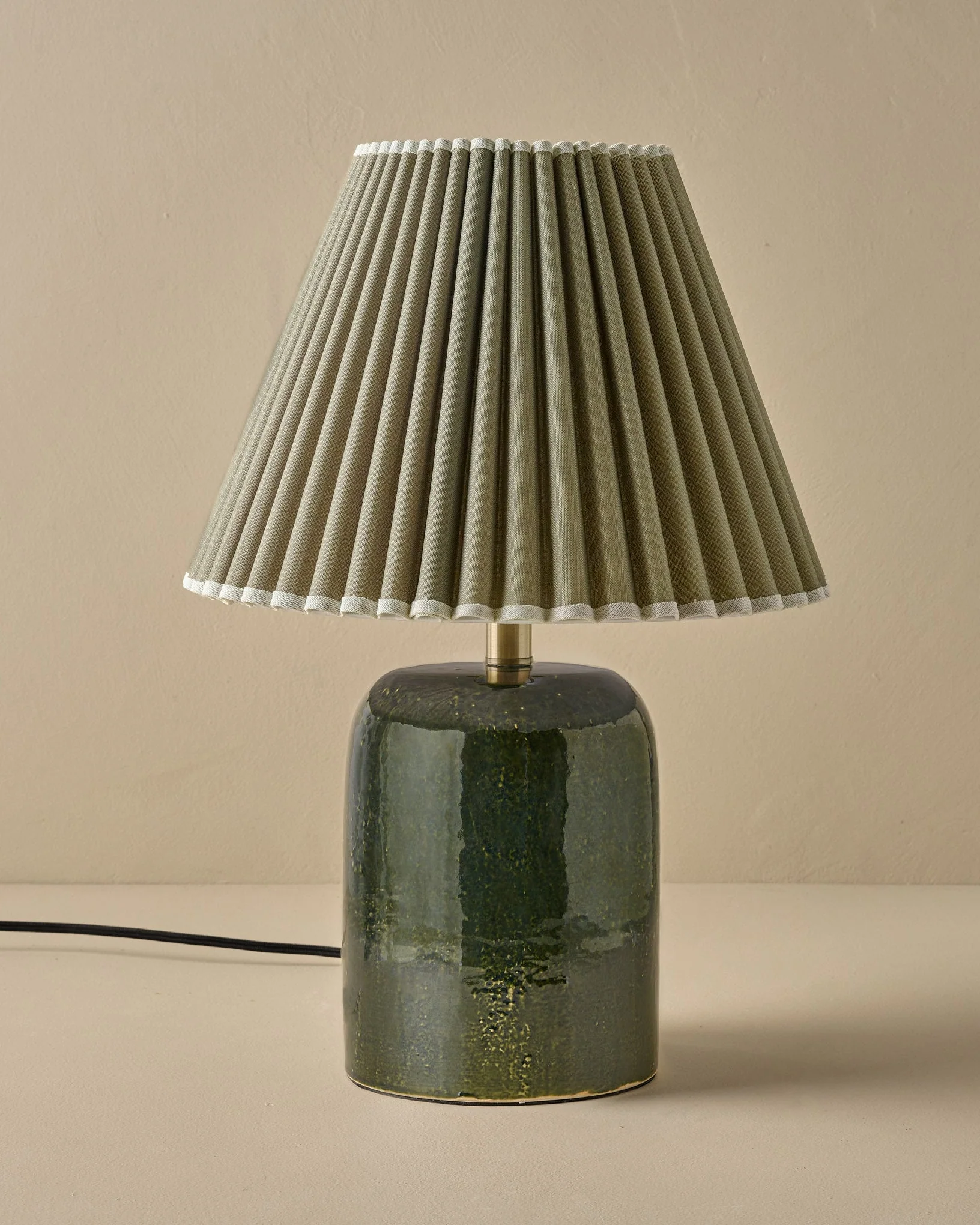 Farrah Table Lamp - Textured Green - Image 12