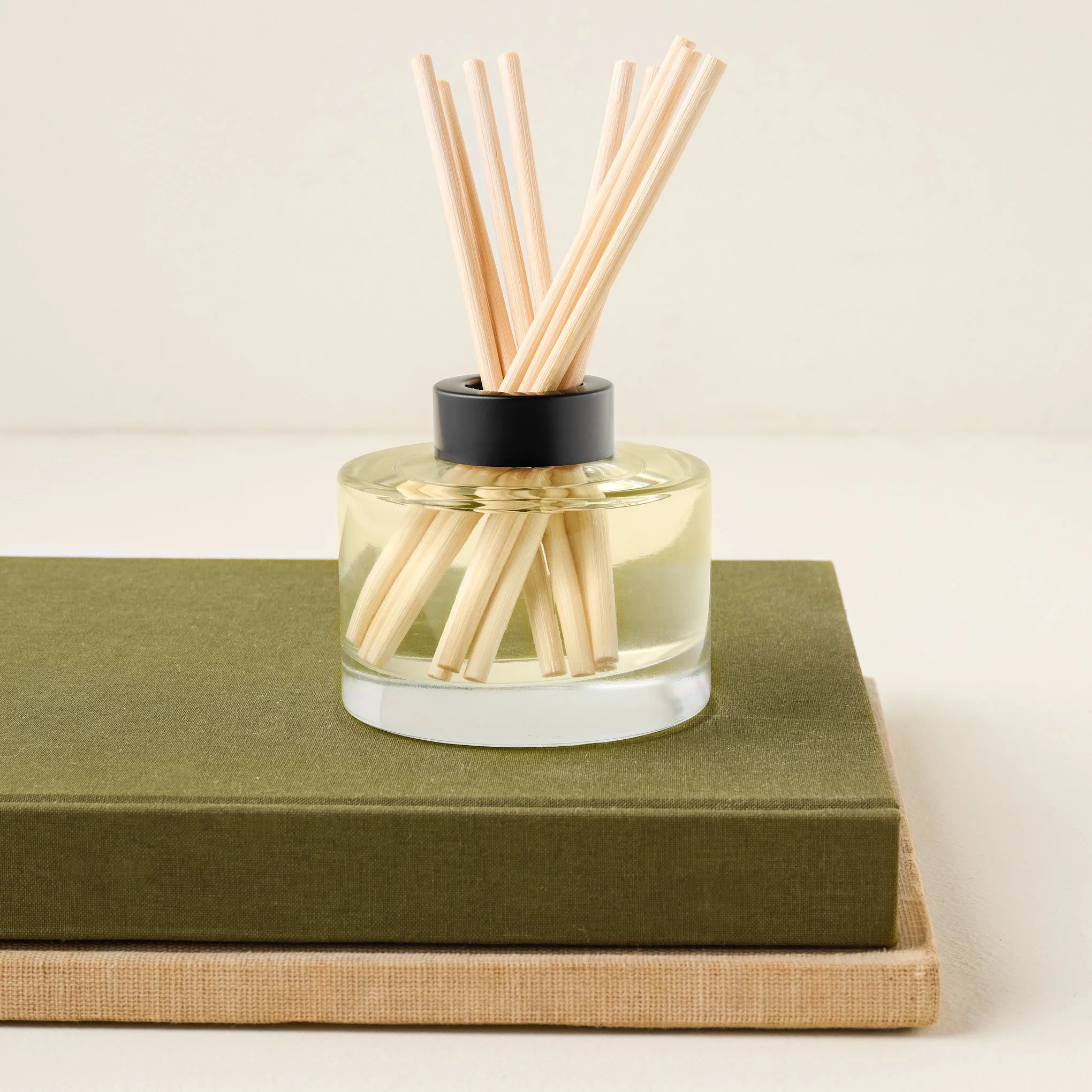 Gathered Diffuser - Image 3