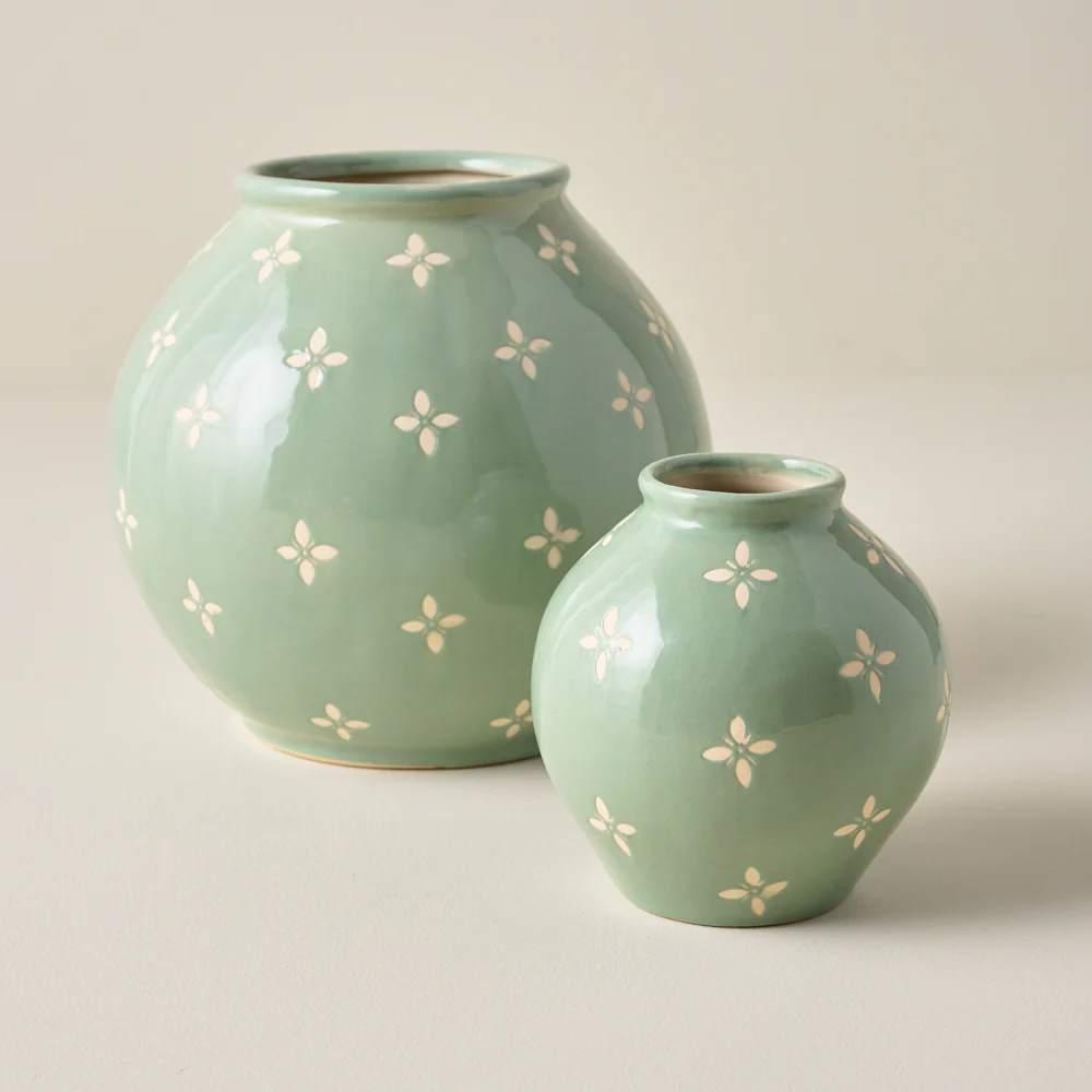 Green and White Luna Bud Vase - Image 4