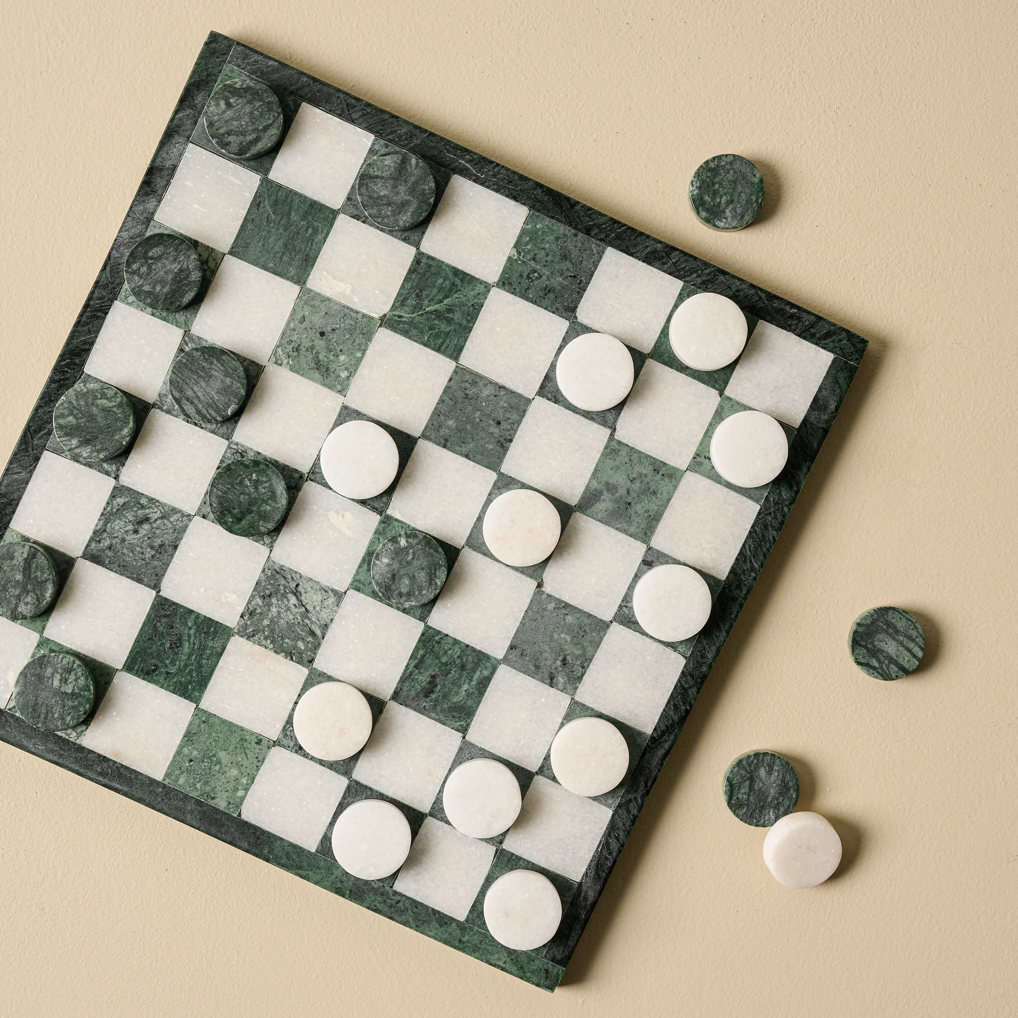 Green and White Marble Checkers Set - Image 3