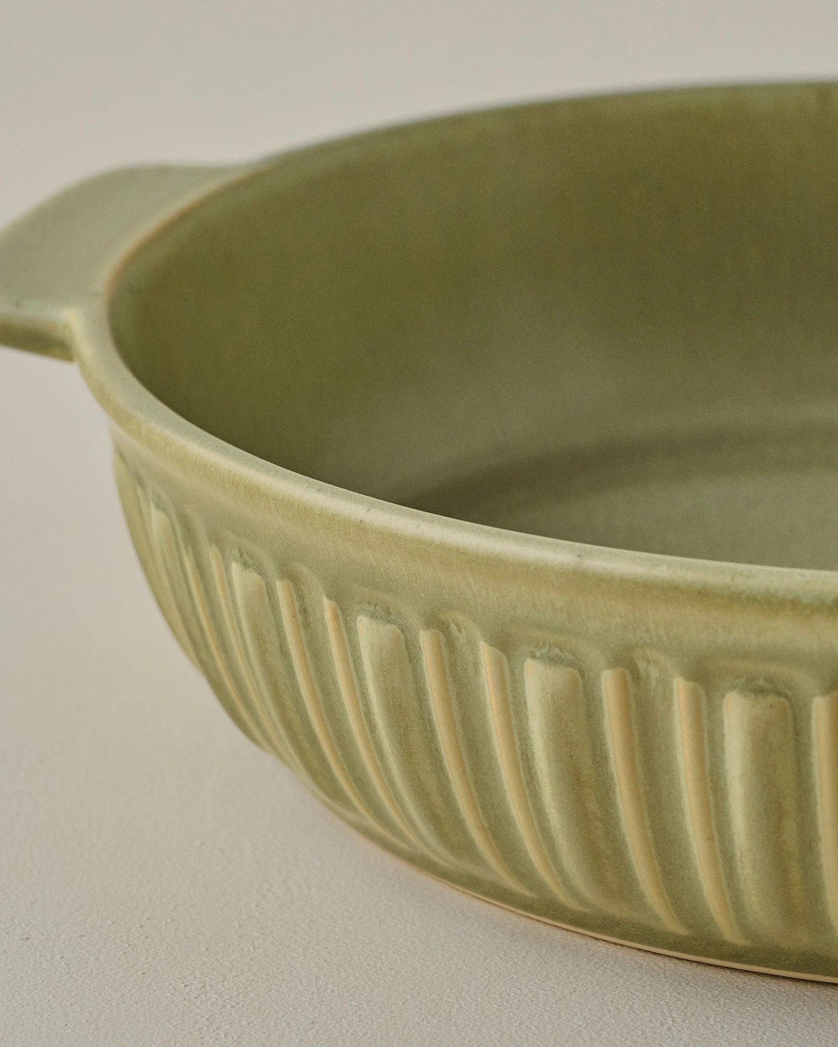 The Cottage Collection Laurel Green Round Baking Dish - Image 3