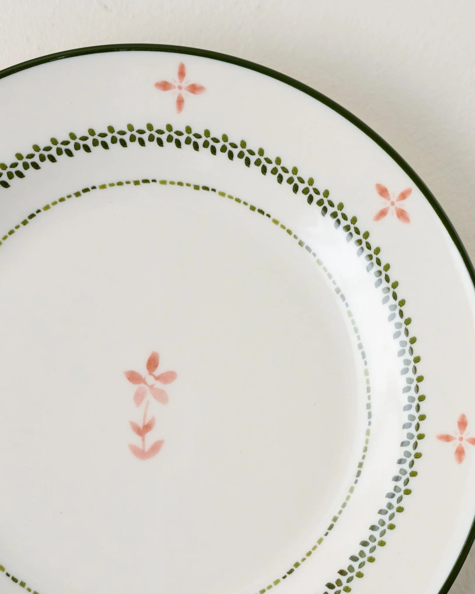 Green Luna Floral Salad Plate - Image 4