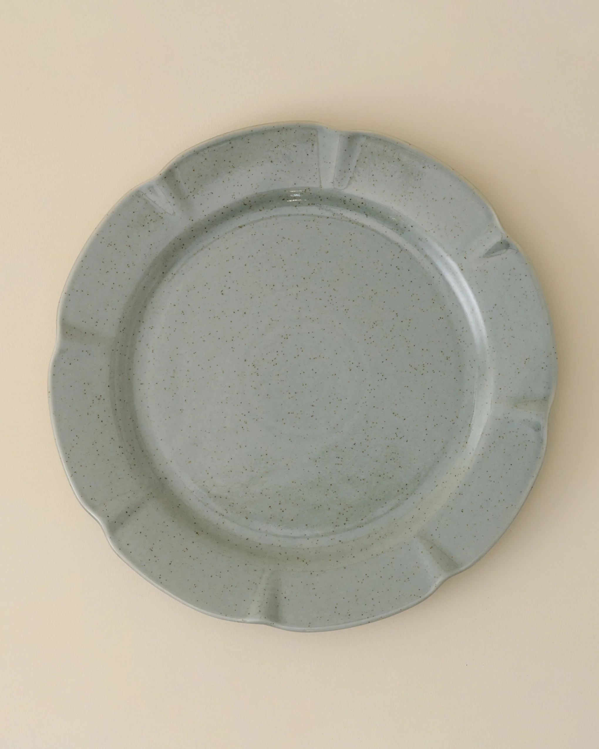 Green Speckle Heirloom Scallop Plate - Image 2