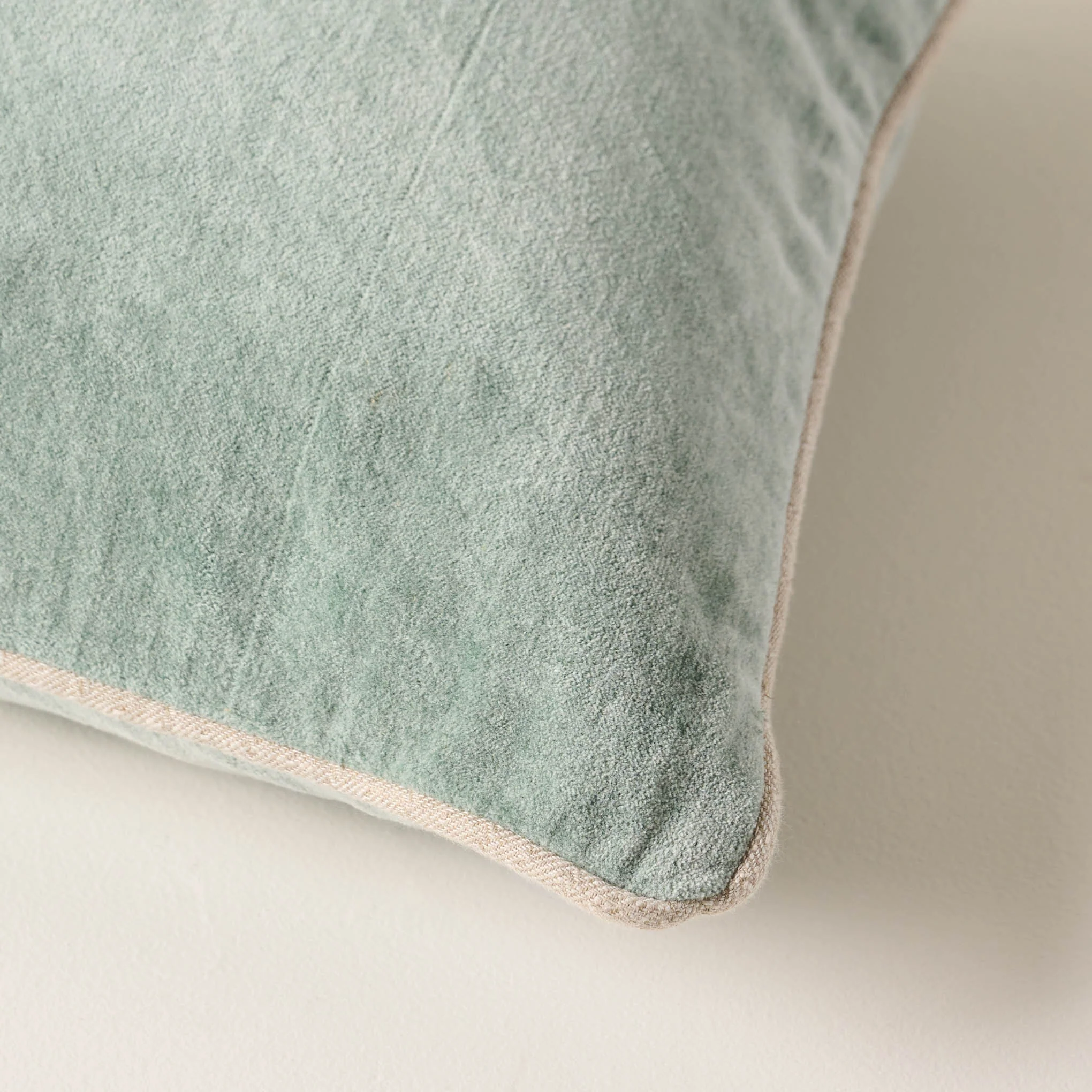 Heirloom Velvet Large Lumbar Pillow - Image 5