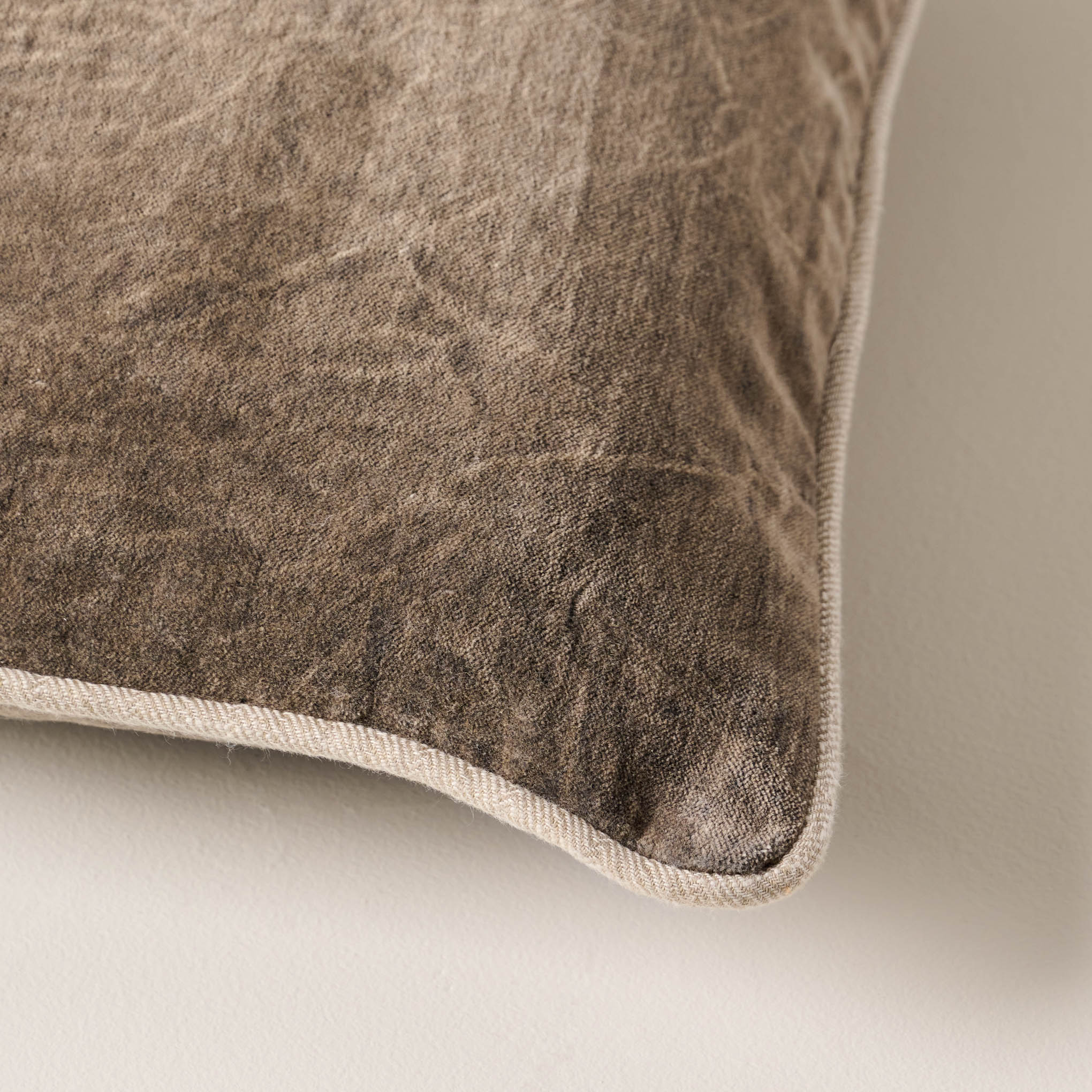 Heirloom Velvet Large Lumbar Pillow - Image 7