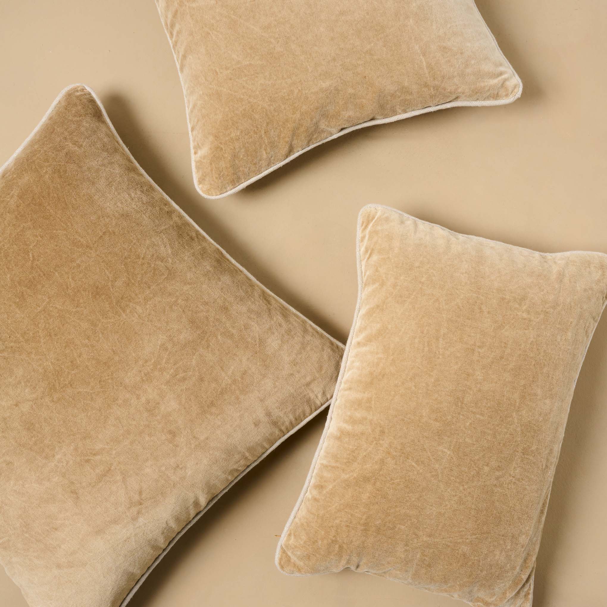 Heirloom Velvet Large Pillow - Image 10