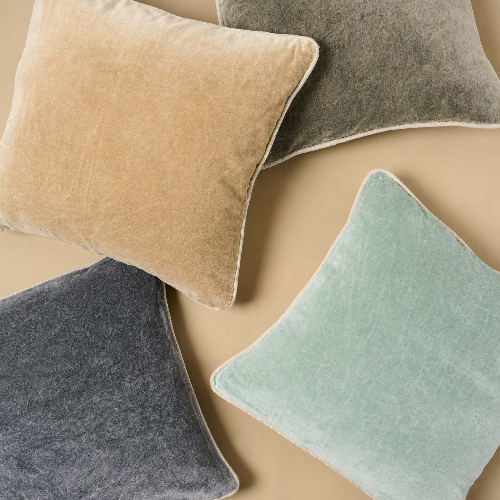 Heirloom Velvet Large Pillow - Image 9
