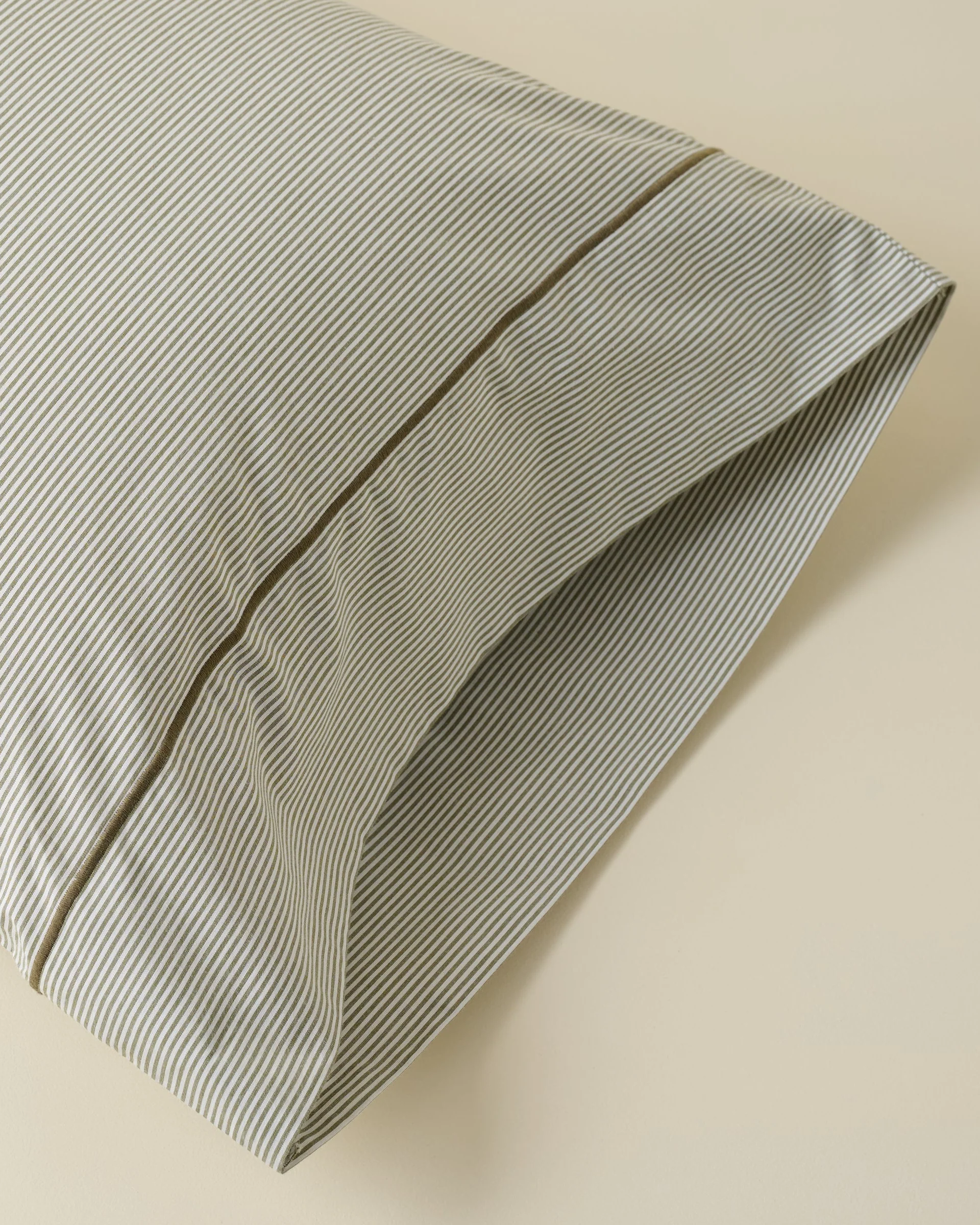 Hudson Yarn-Dyed Pinstripe Sheet Set - Image 3
