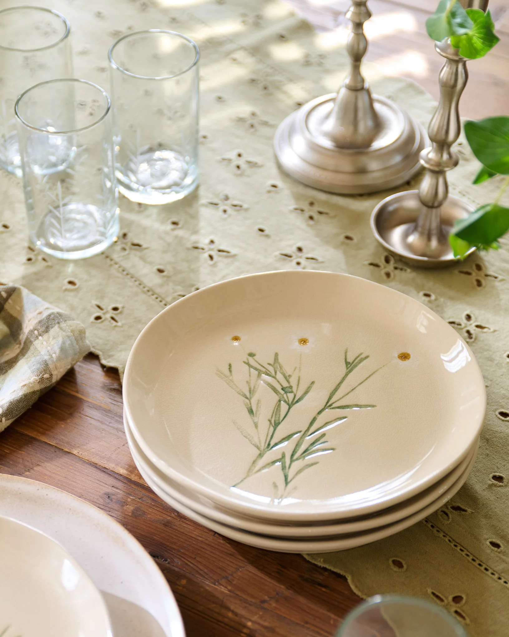 Jo's Pressed Floral Dessert Plate Set of Four - Image 2