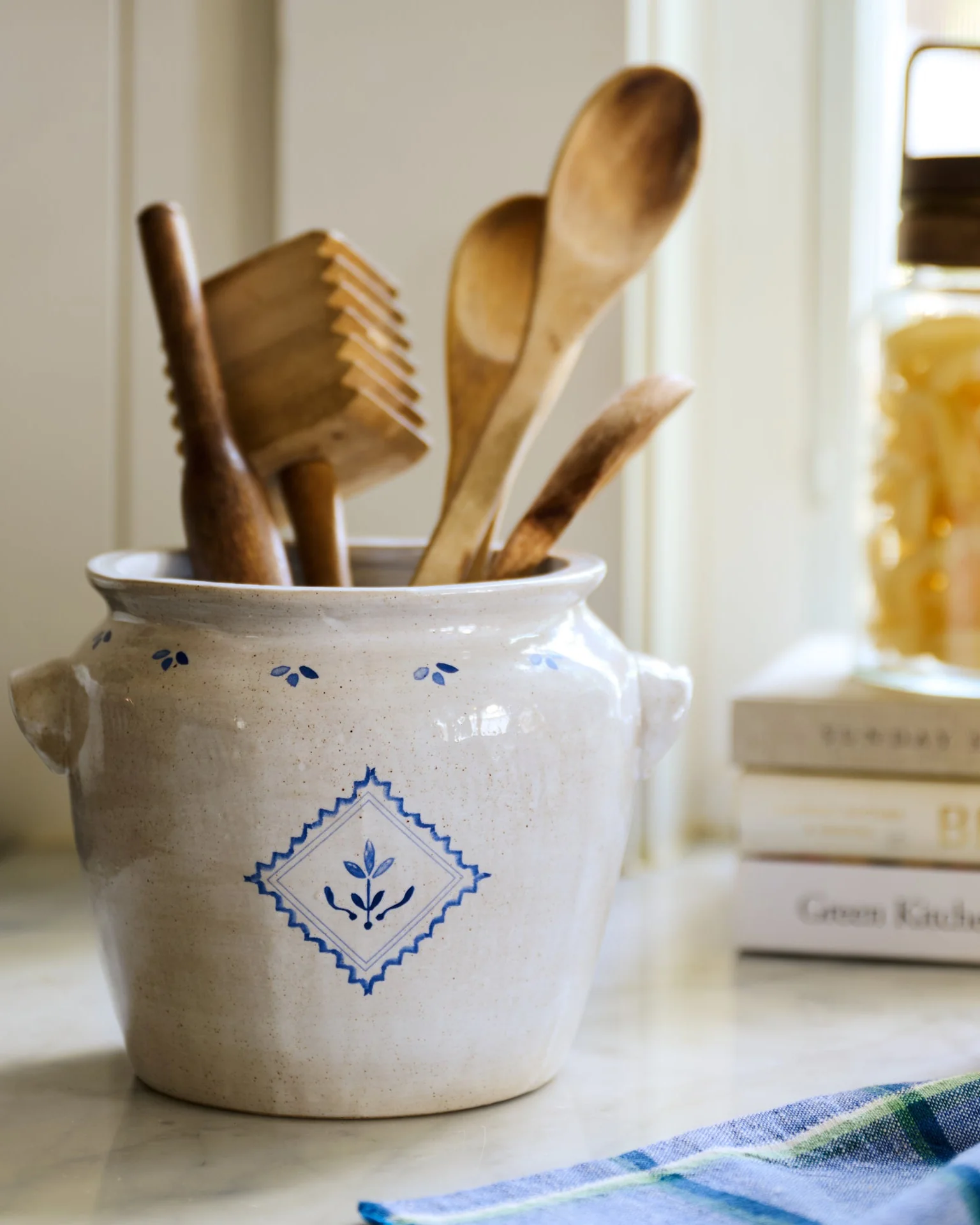 Juliet Ceramic Utensil Crock