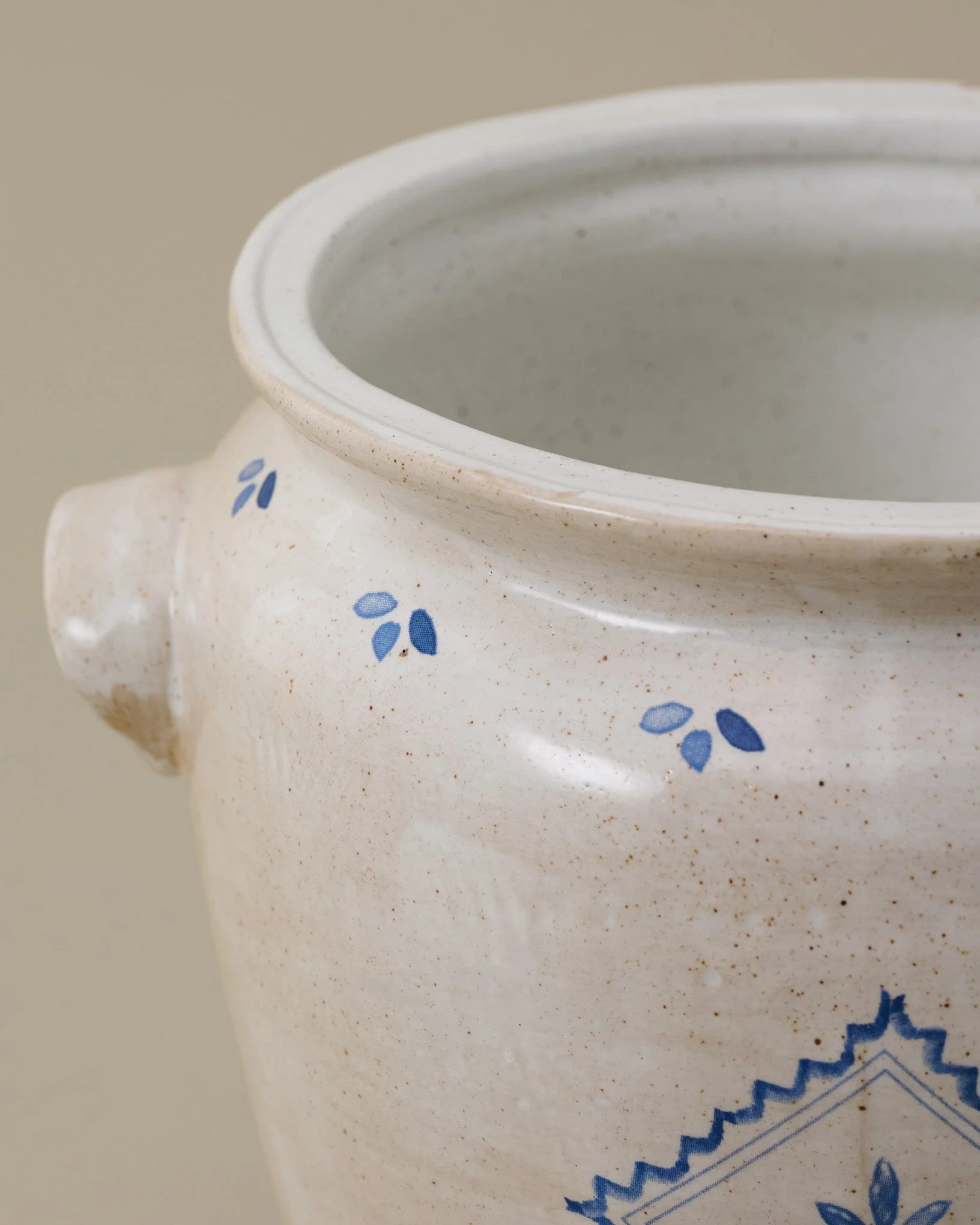 Juliet Ceramic Utensil Crock - Image 3