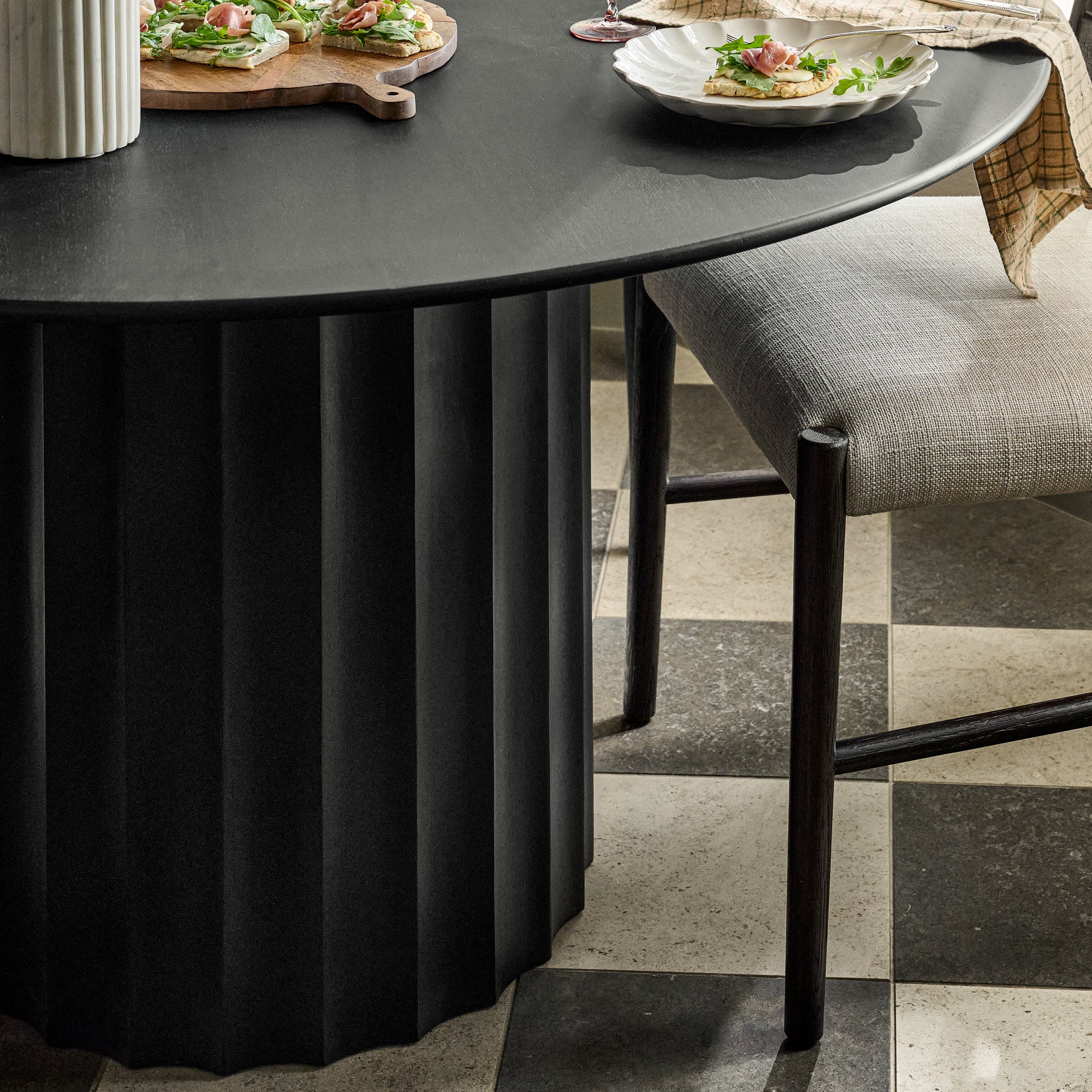 Lillian Dining Table - Image 16