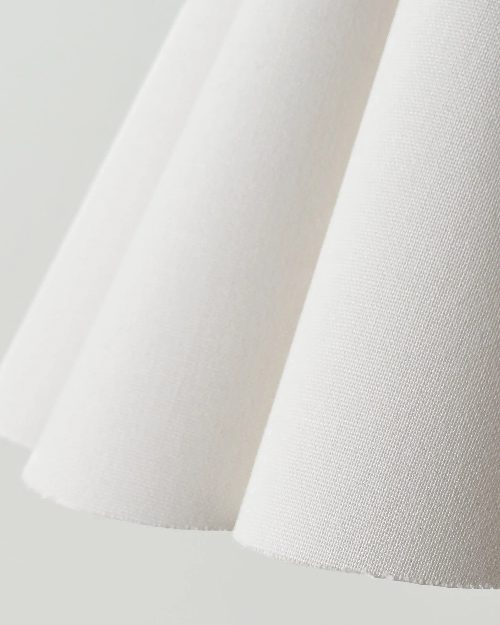 Linen Scallop Shade - Image 2