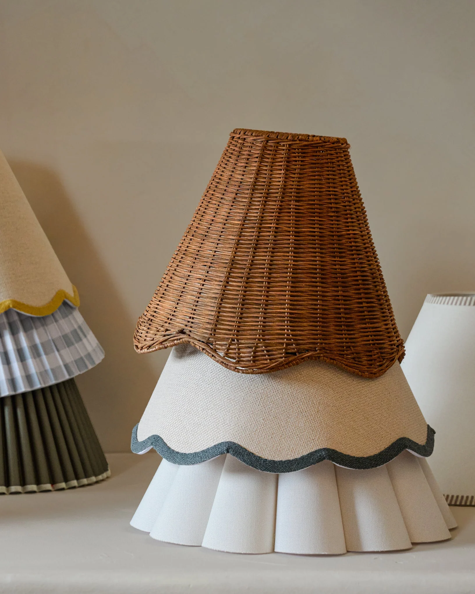 Linen Scallop Shade - Image 3