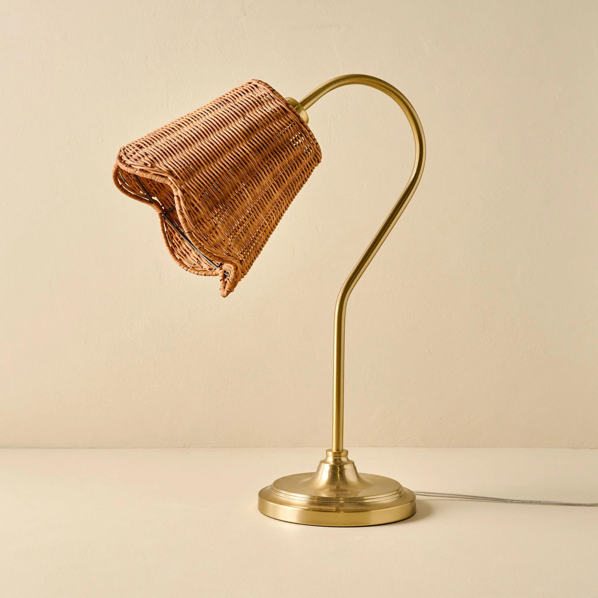 Lucinda Rattan Scallop Task Lamp - Image 2