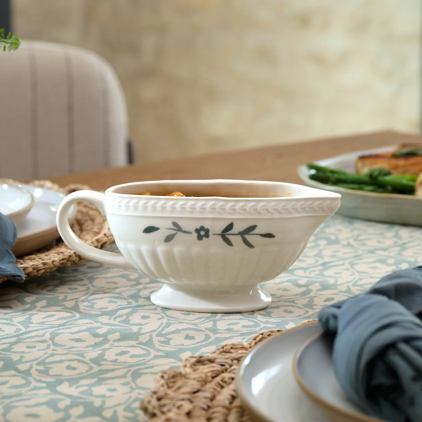 Luna Gravy Boat - Image 3