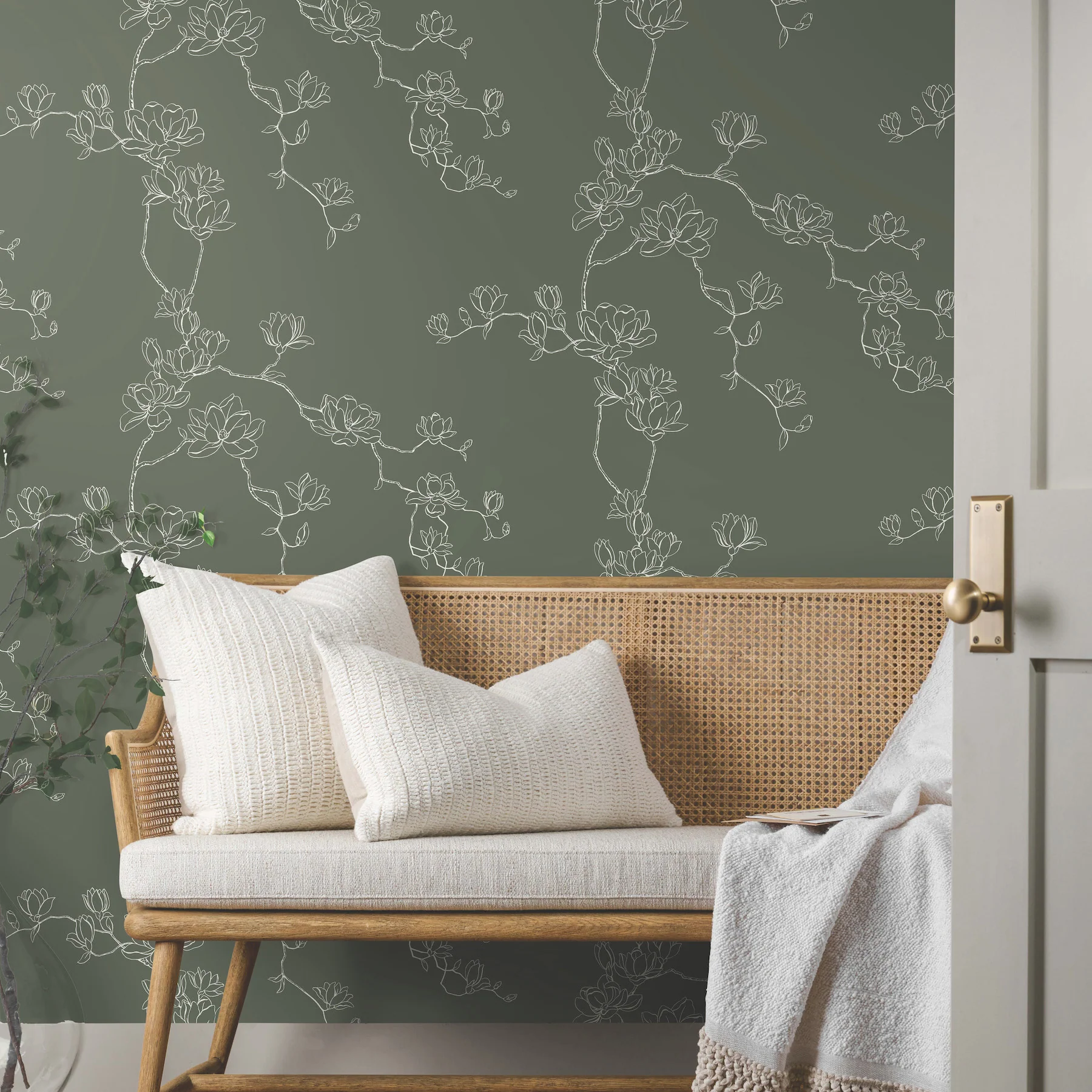 Magnolia Branches Wallpaper - Image 5