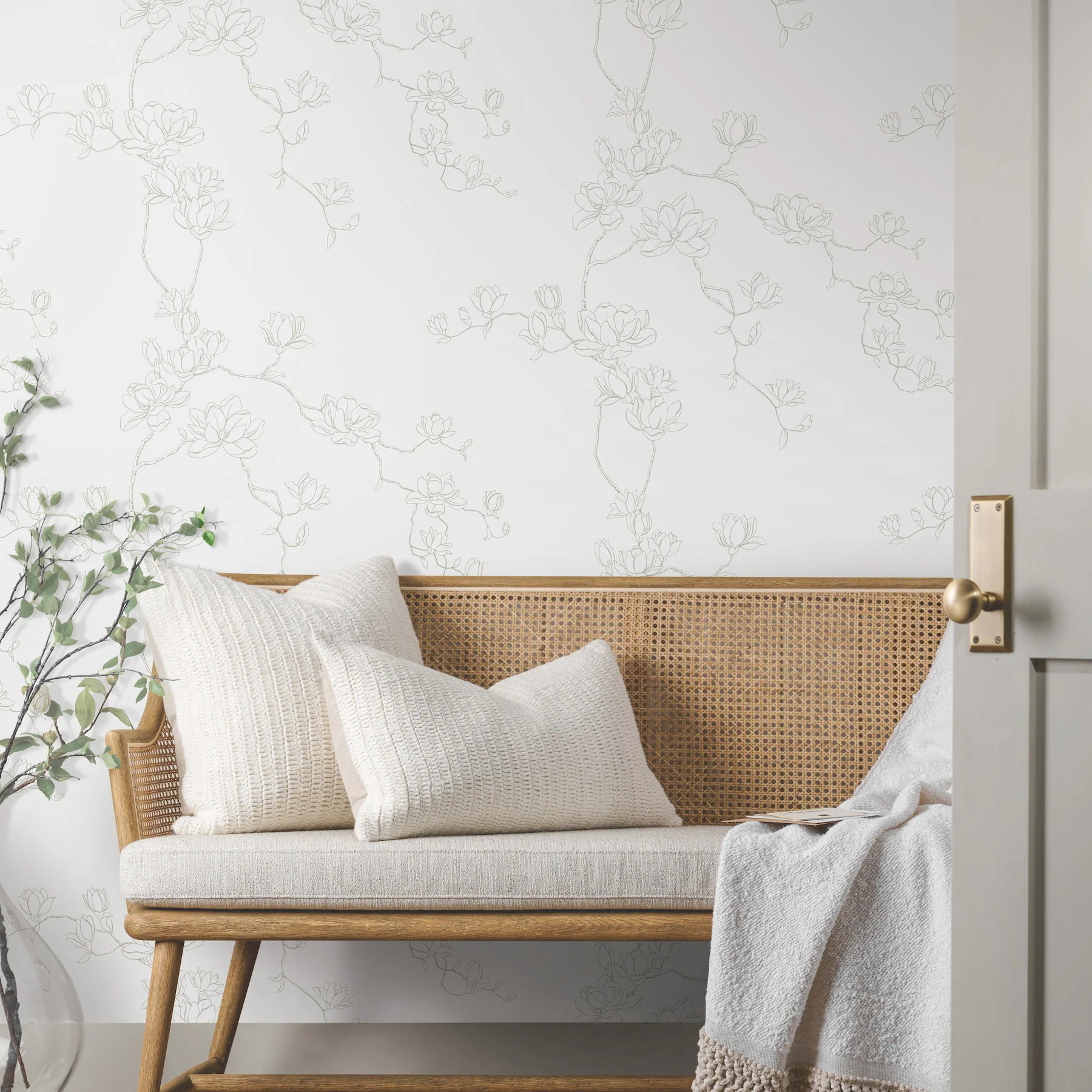 Magnolia Branches Wallpaper - Image 9