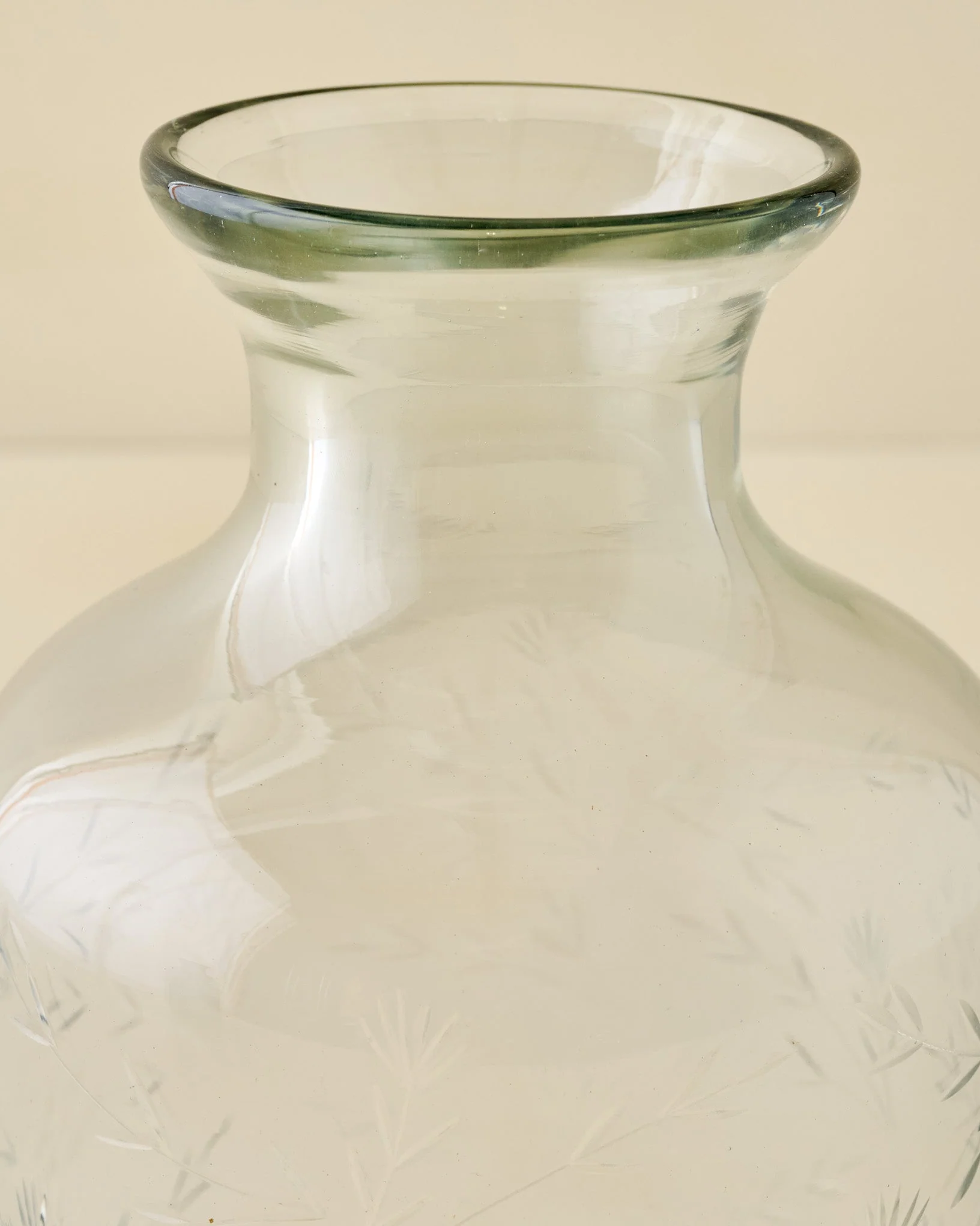 Mela Floral Etched Glass Vase - Image 4