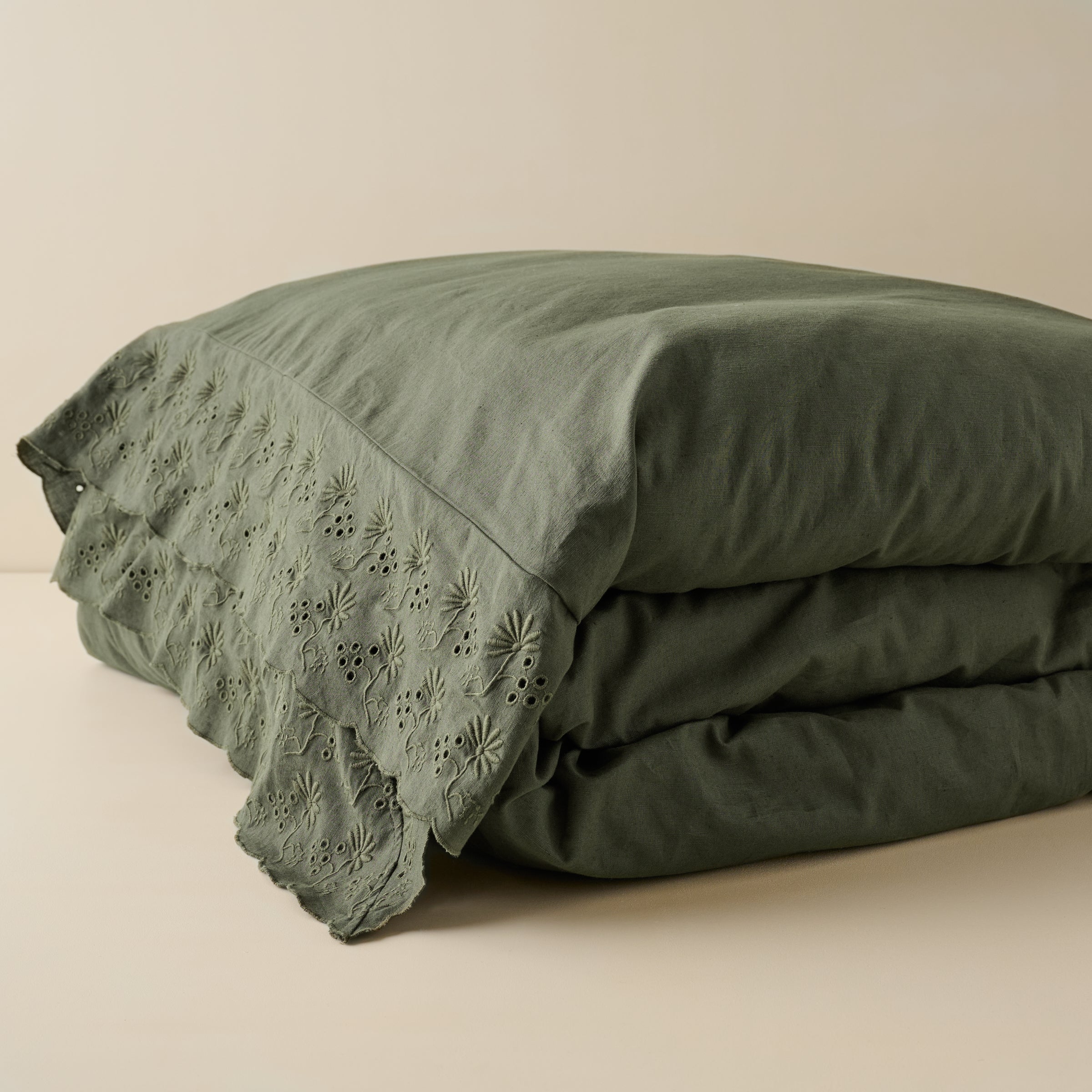 Olive Night Clara Eyelet Flange Quilt + Sham Set (Queen) - Image 4