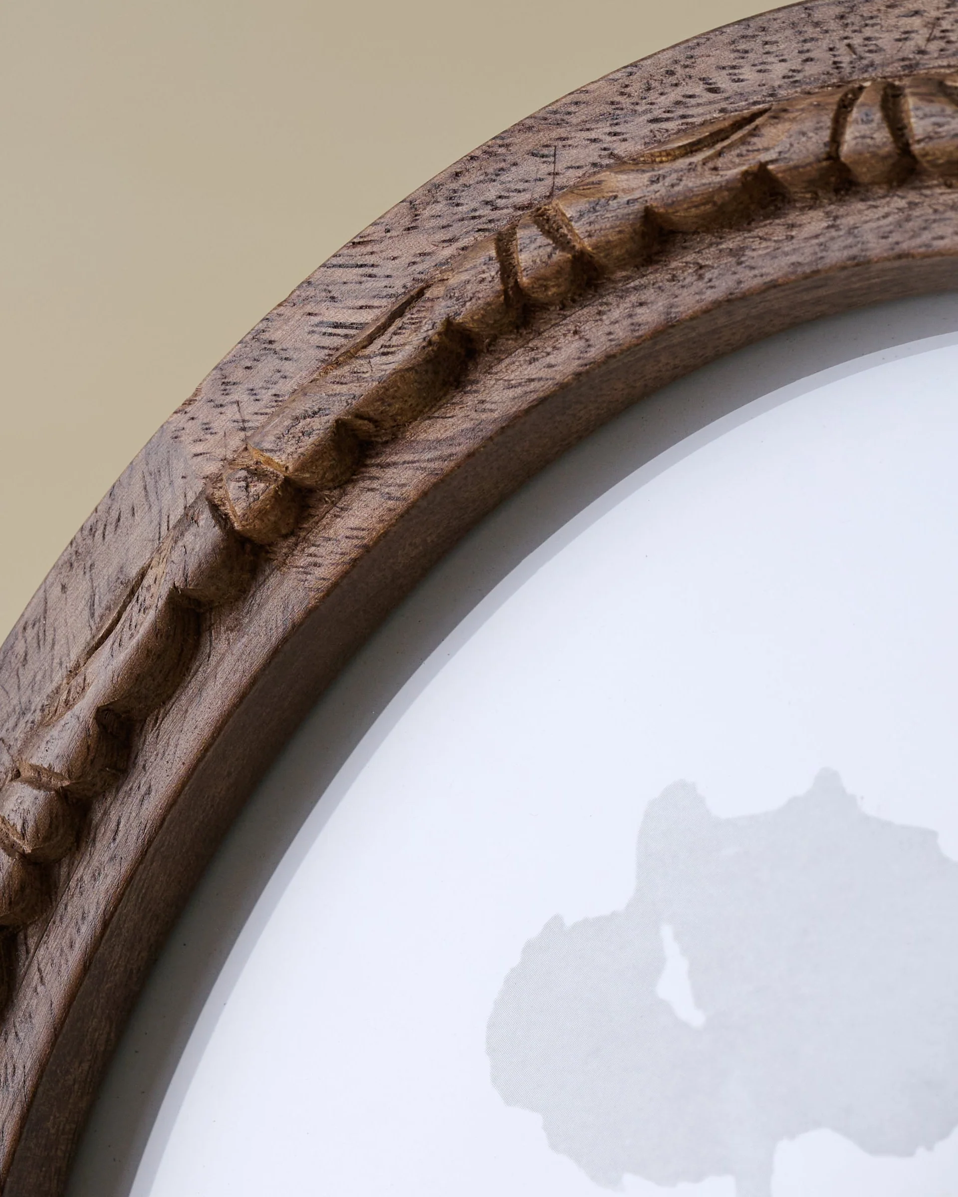 Caroline Carved Wood Oval Photo Frame - Image 5