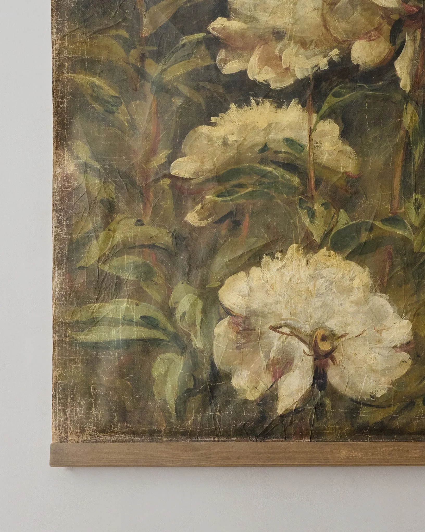Oversized Botanicals in Bloom Vintage Tapestry - Image 3
