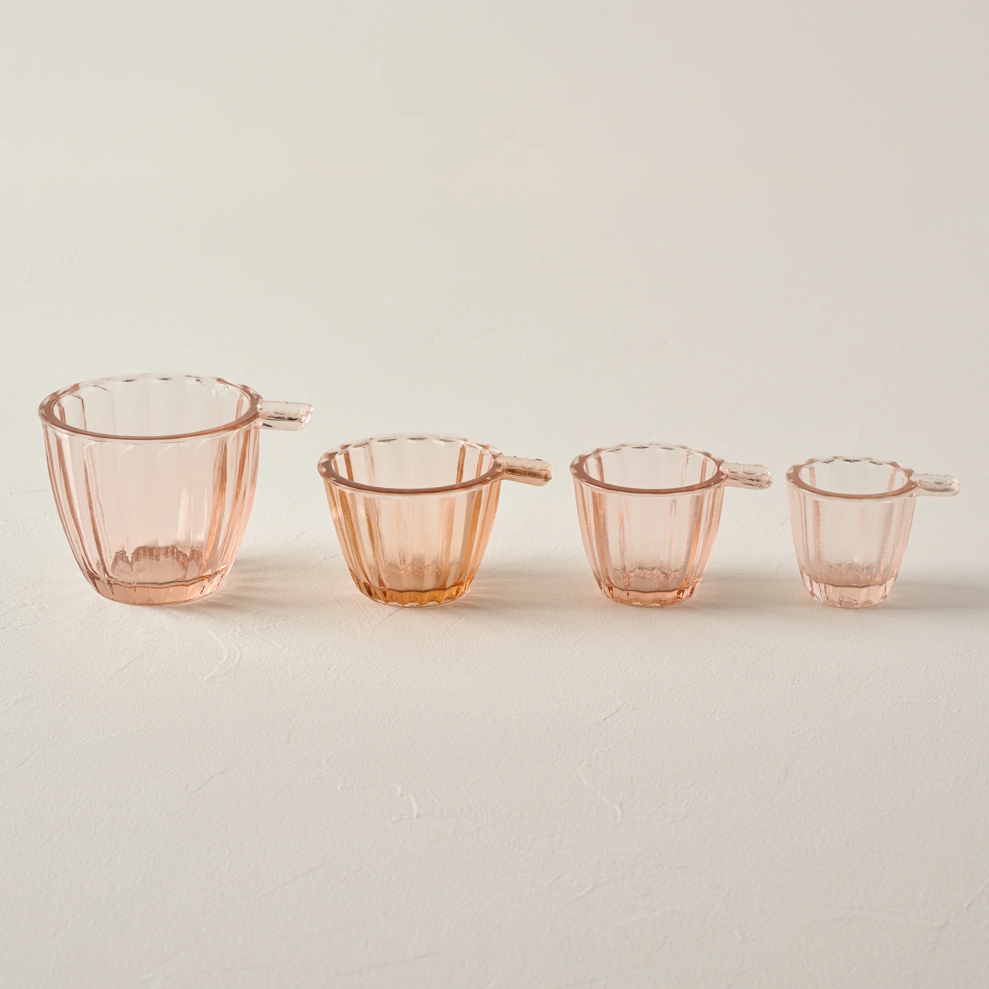 Blush Glass Measuring Cup Set - Image 3