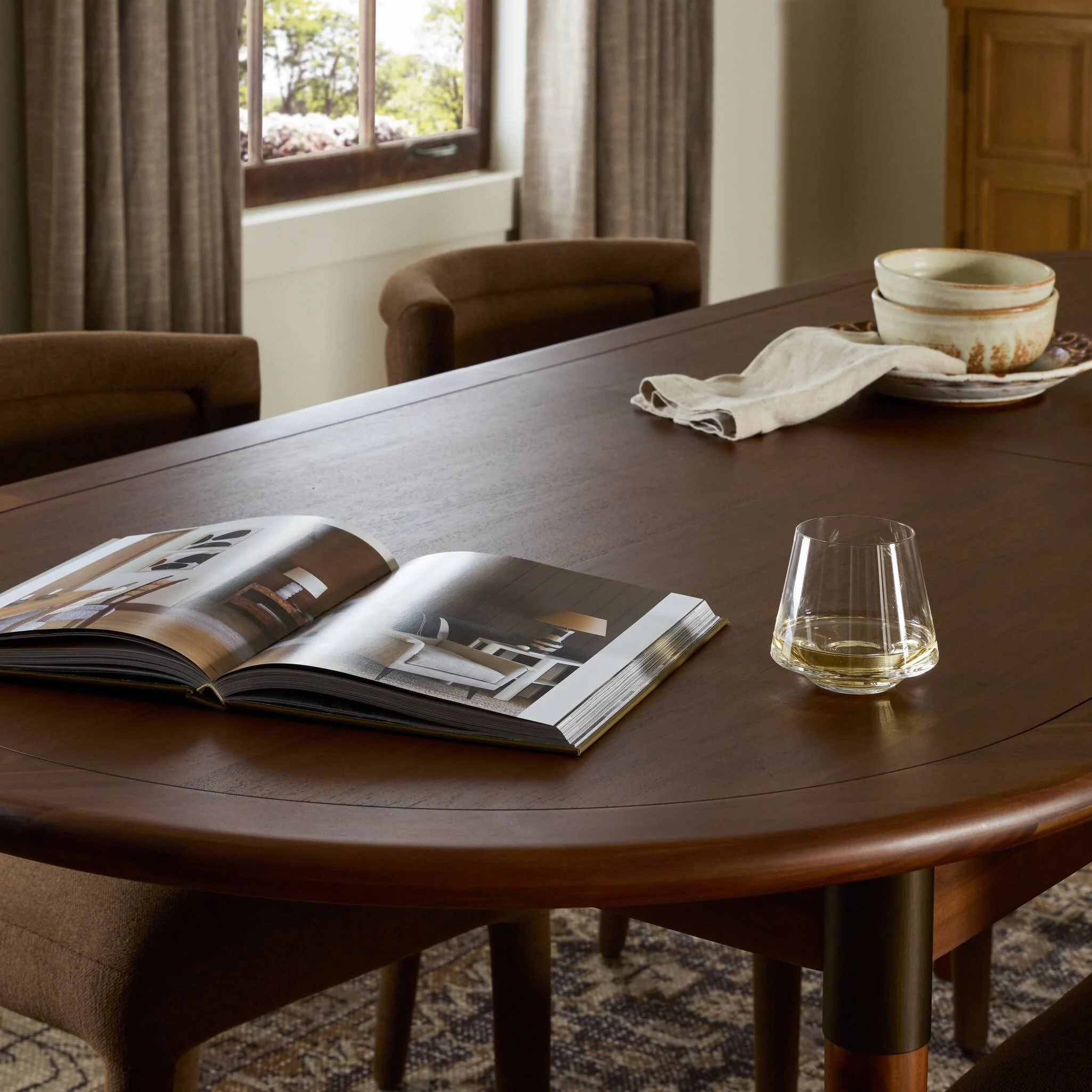 Piper Oval Extension Dining Table - Image 2