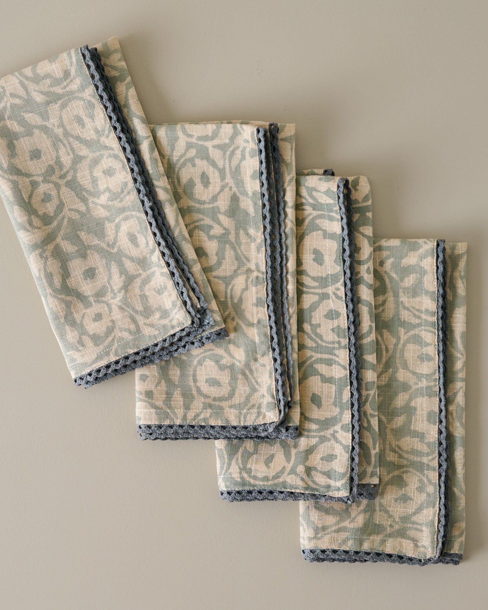 Pivione Fleurs Napkin Set of Four