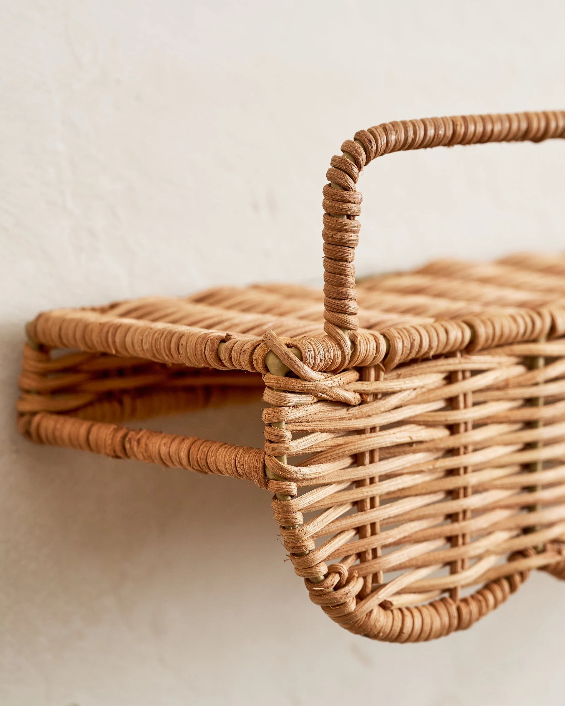 Robin Woven Rattan Picture Ledge - Image 4